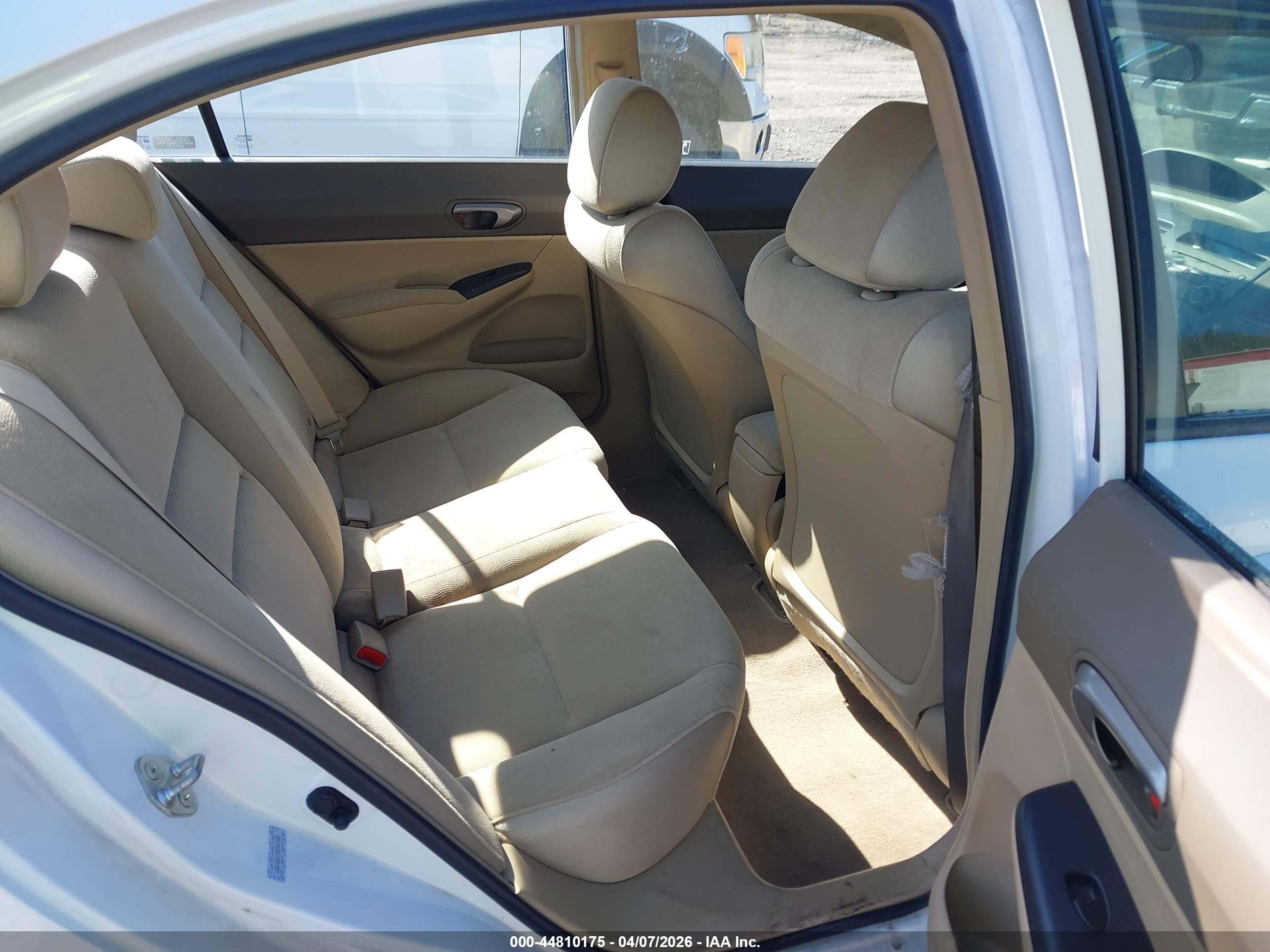 HONDA CIVIC image 8