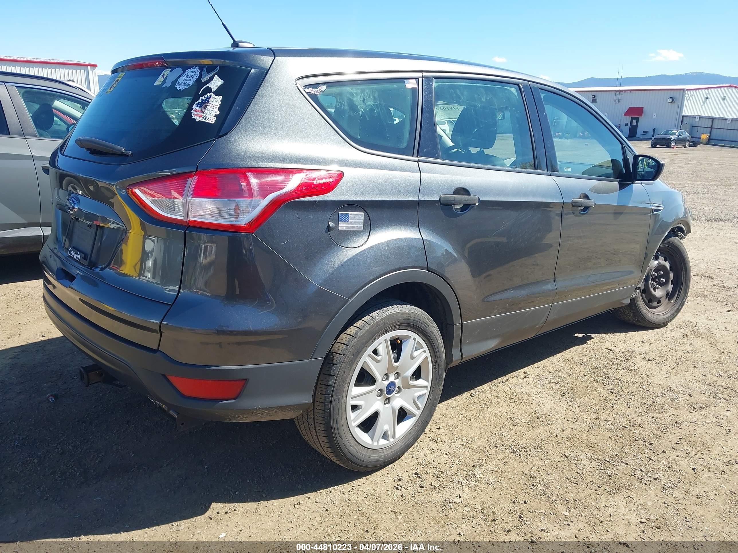 FORD ESCAPE image 4
