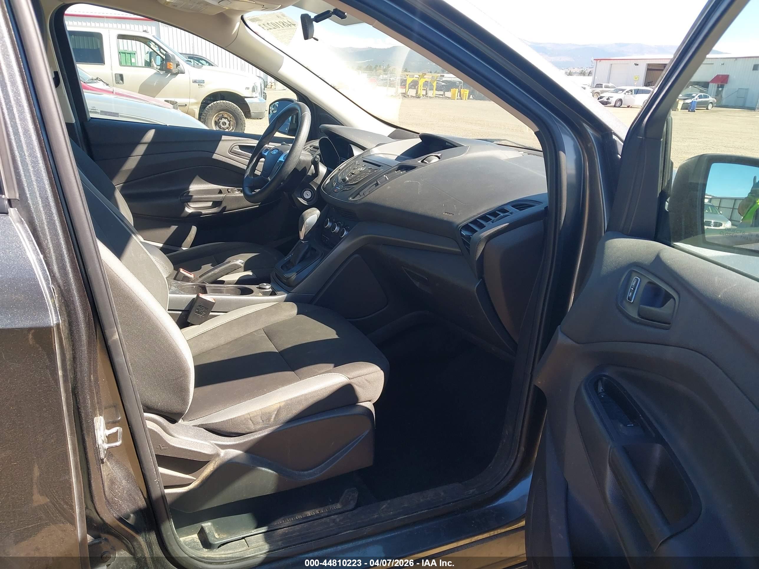 FORD ESCAPE image 5