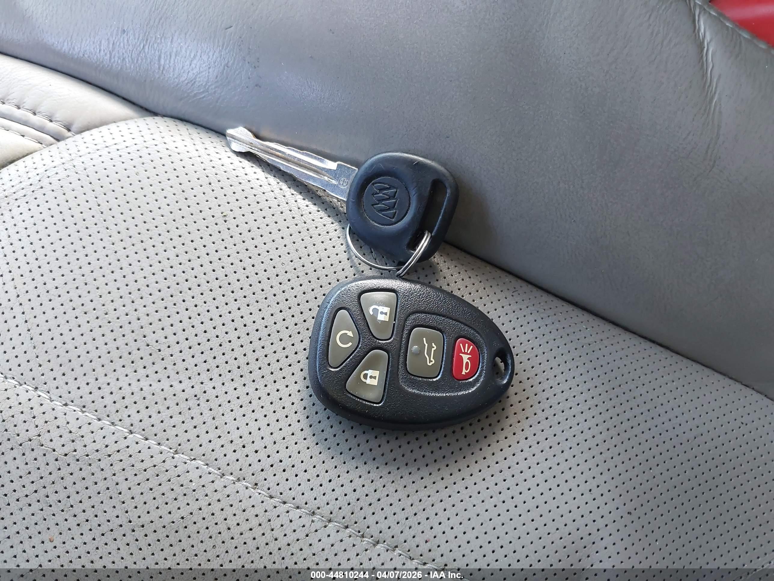 BUICK ENCLAVE image 11