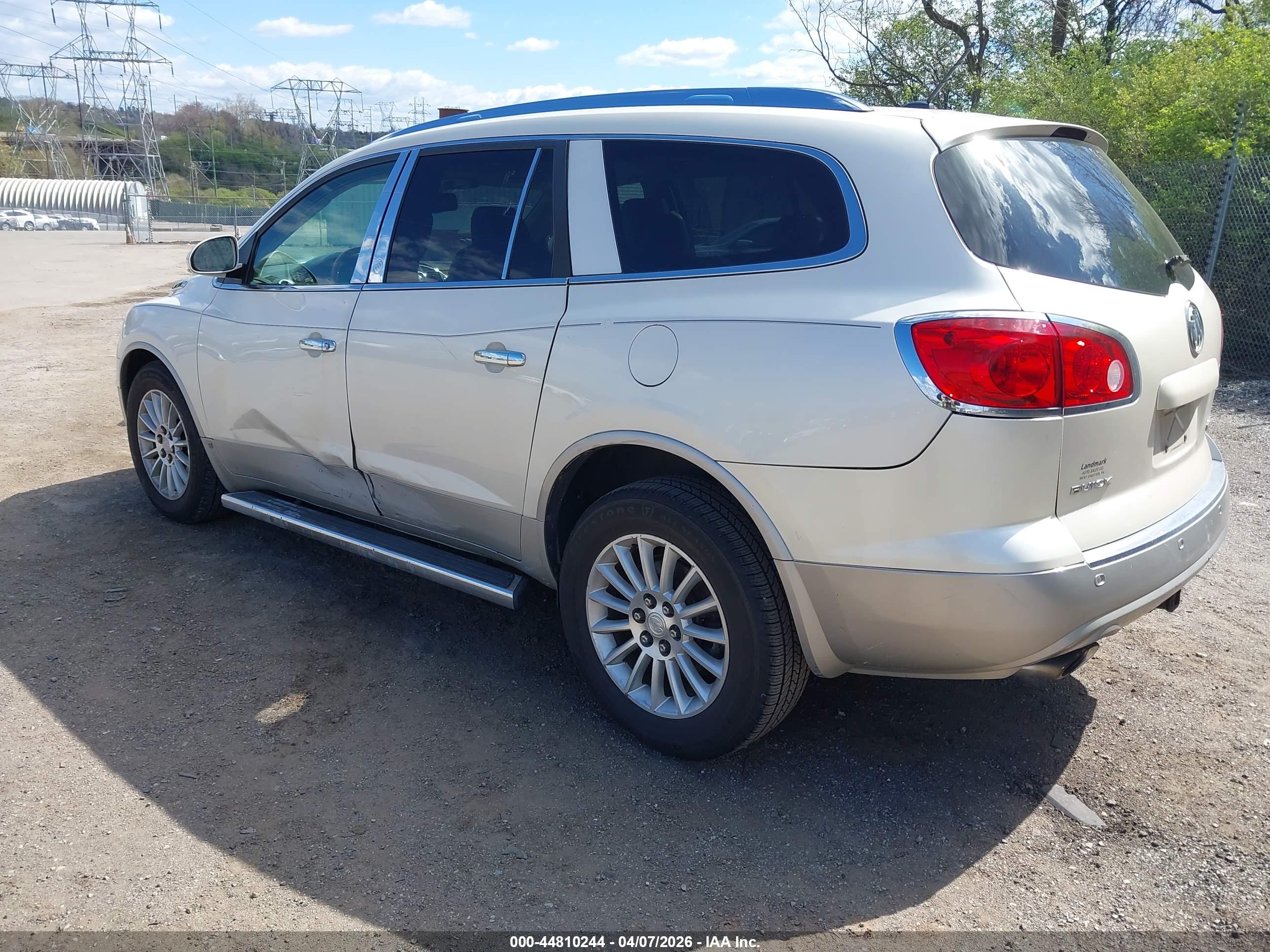 BUICK ENCLAVE image 3