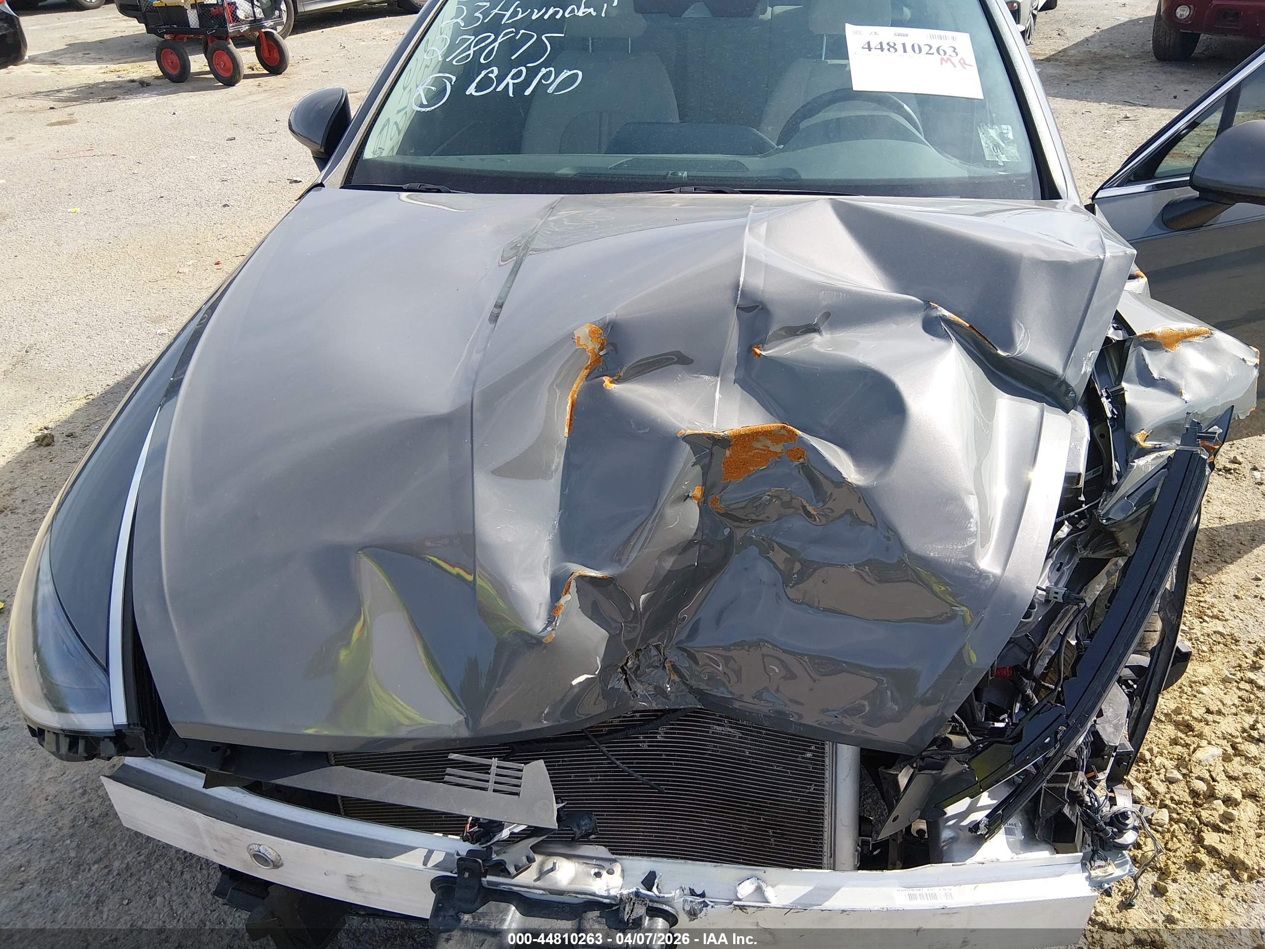 HYUNDAI SONATA image 10