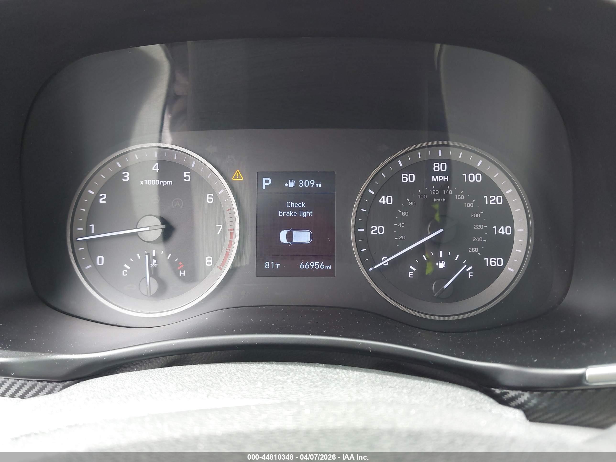 HYUNDAI TUCSON image 7