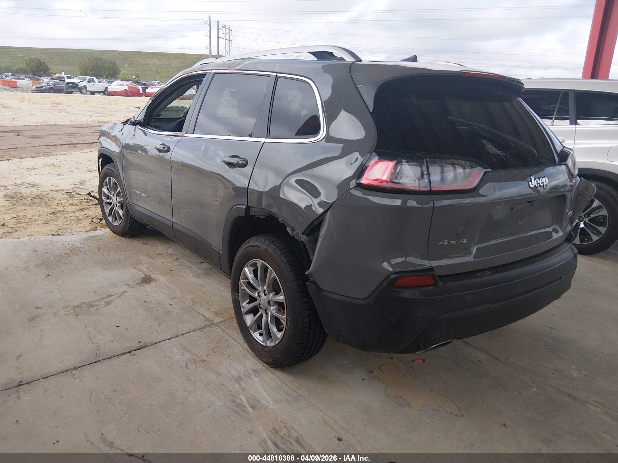 JEEP CHEROKEE image 3