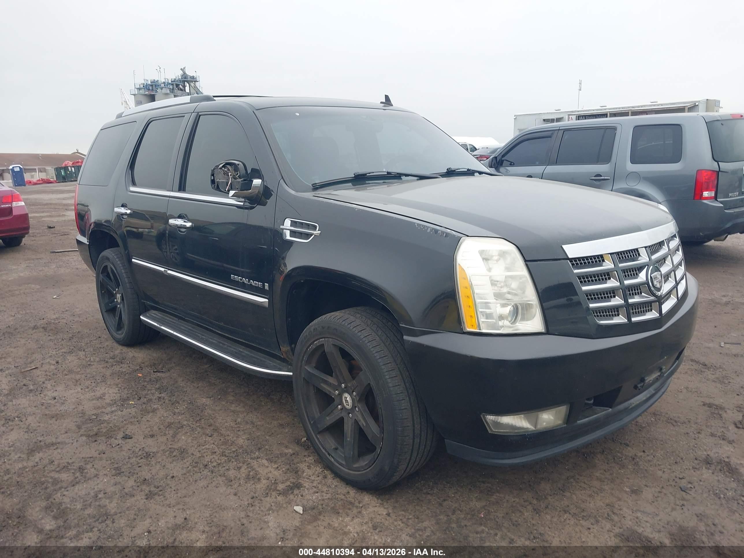 CADILLAC ESCALADE image 6