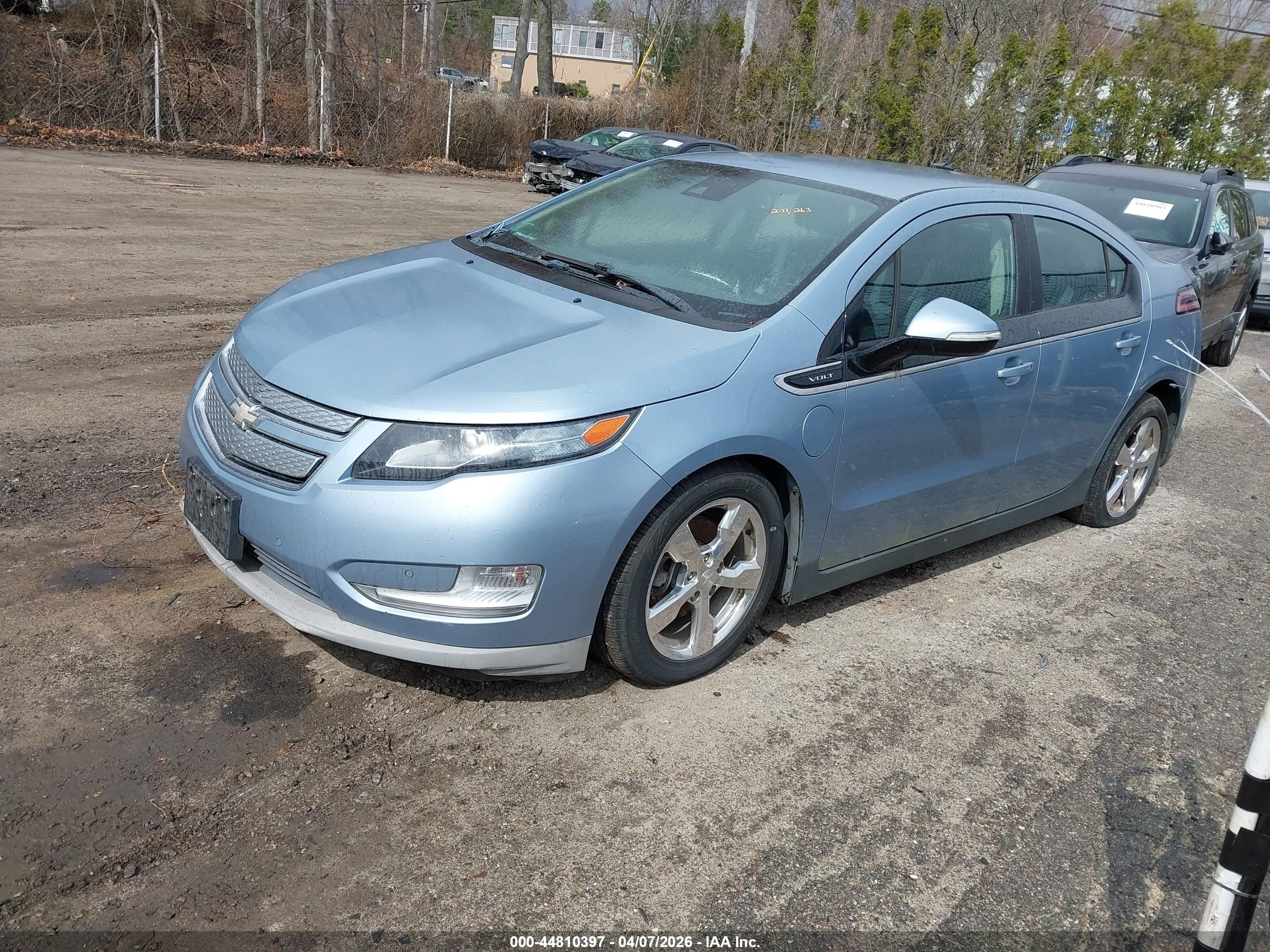 CHEVROLET VOLT image 2