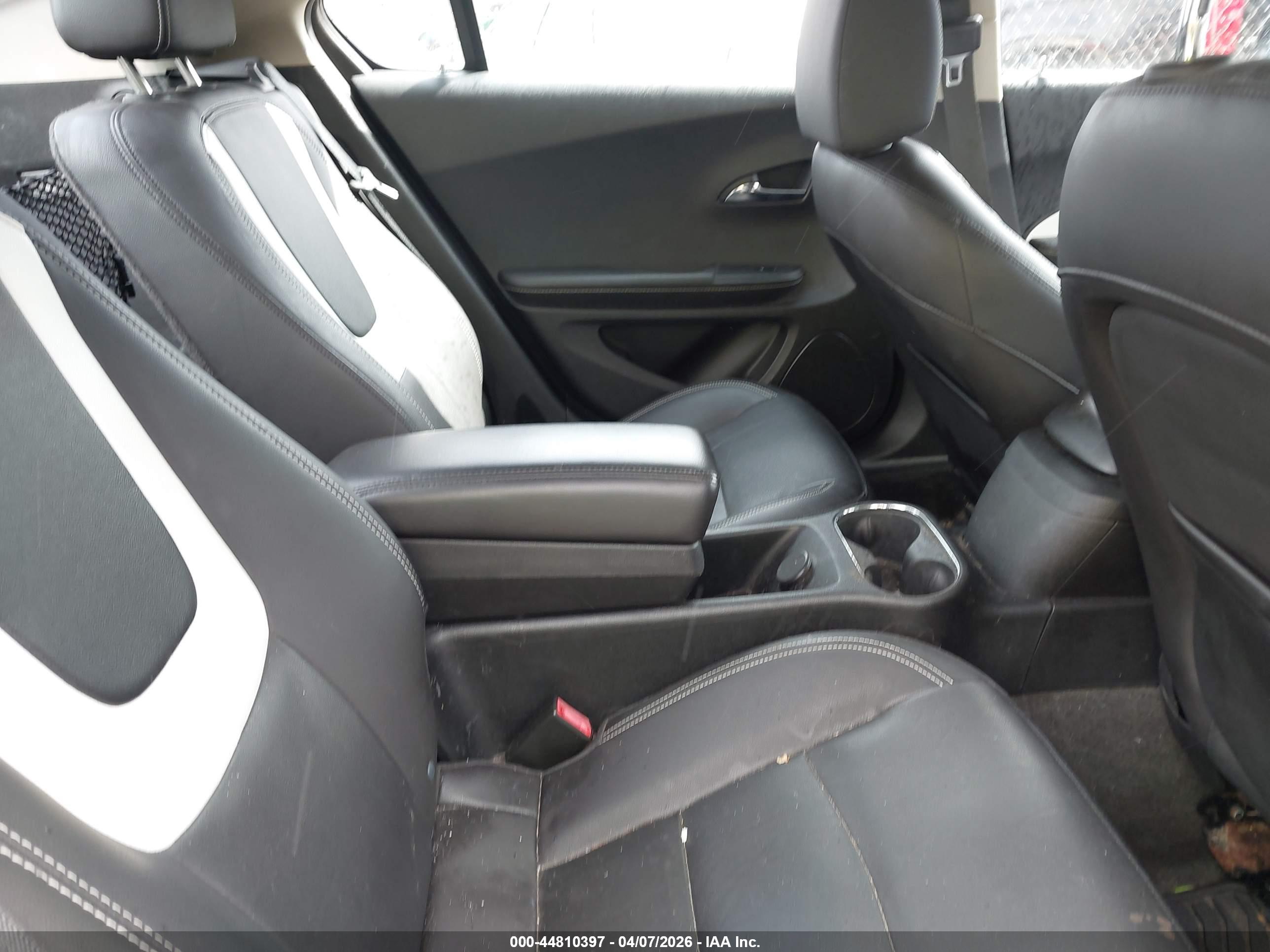 CHEVROLET VOLT image 8