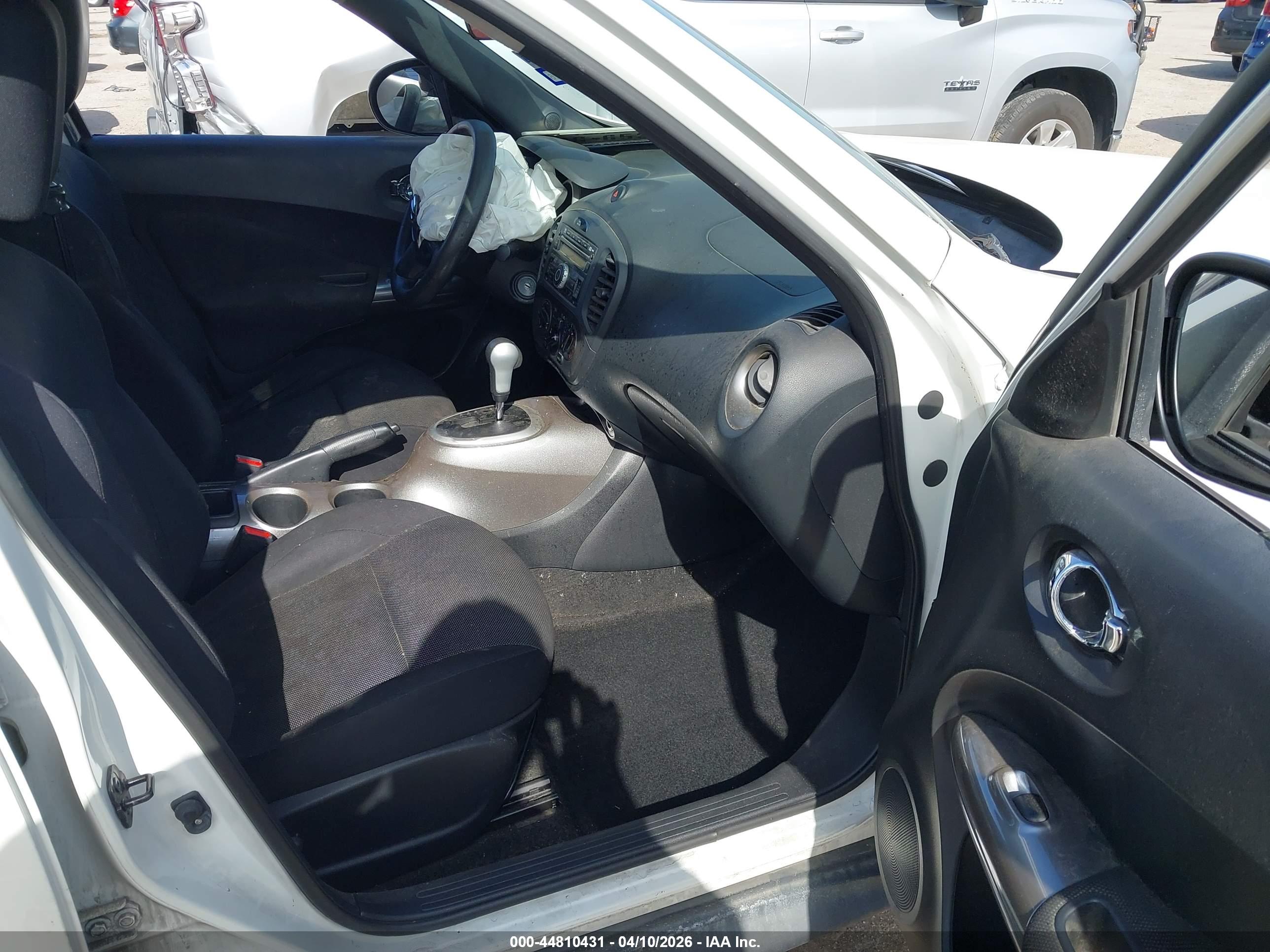 NISSAN JUKE image 5