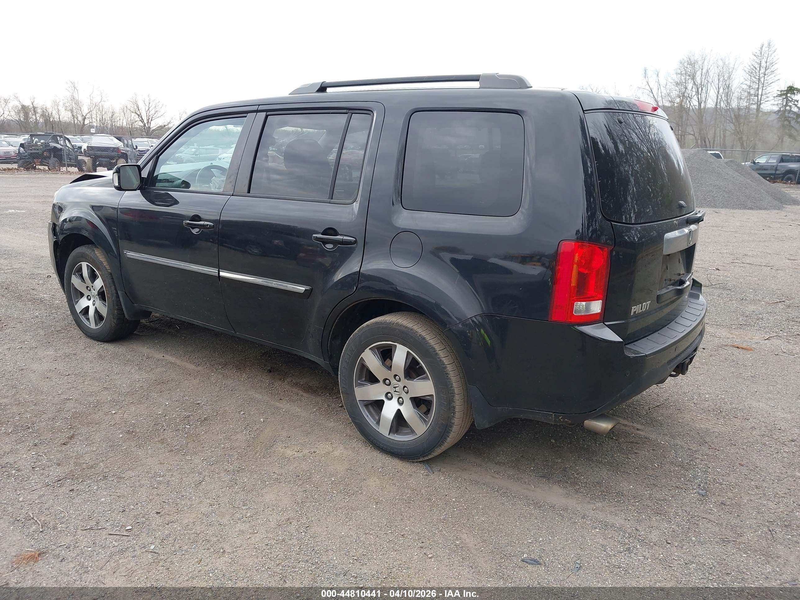 HONDA PILOT image 3