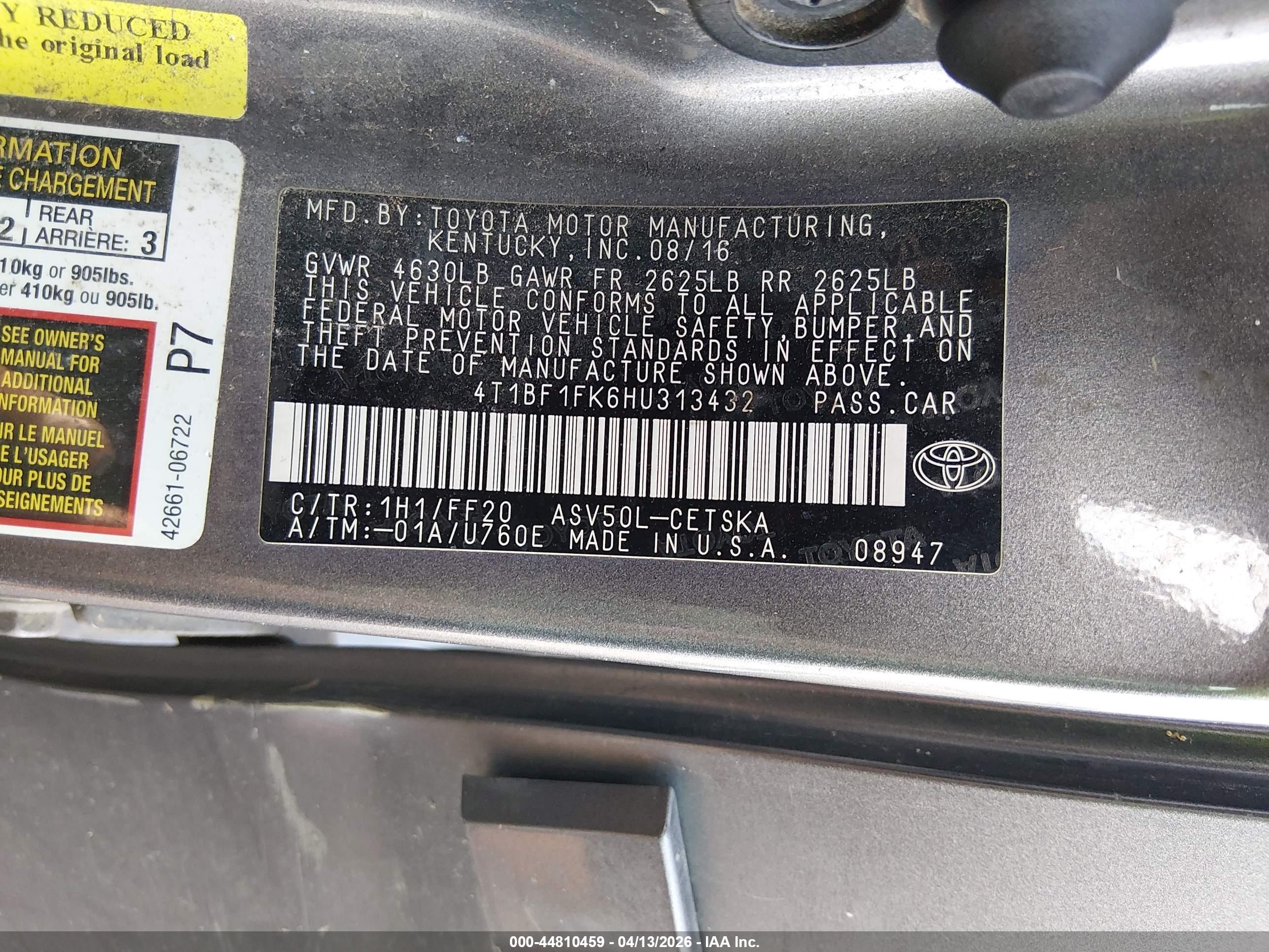TOYOTA CAMRY image 9