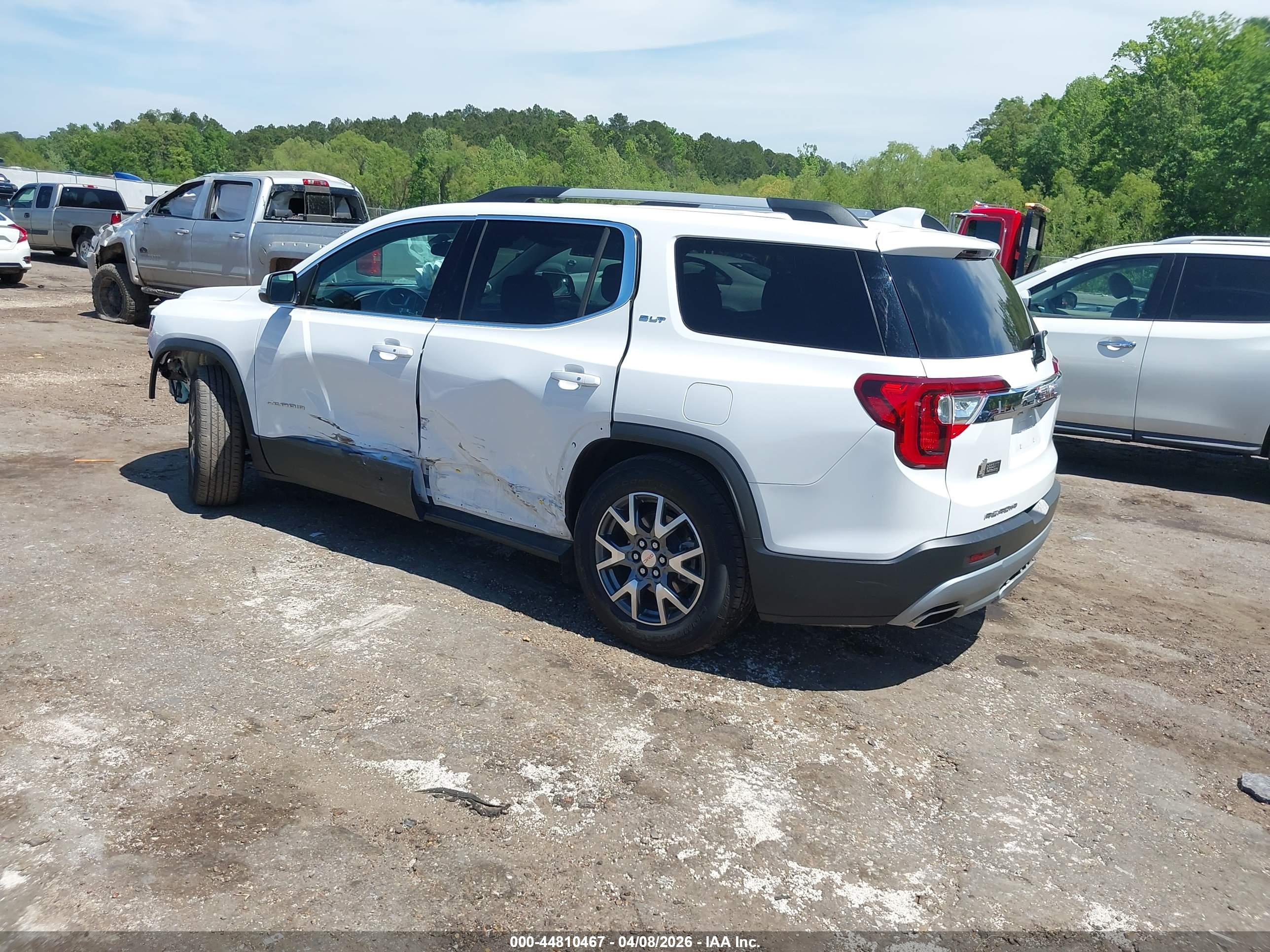 GMC ACADIA image 3