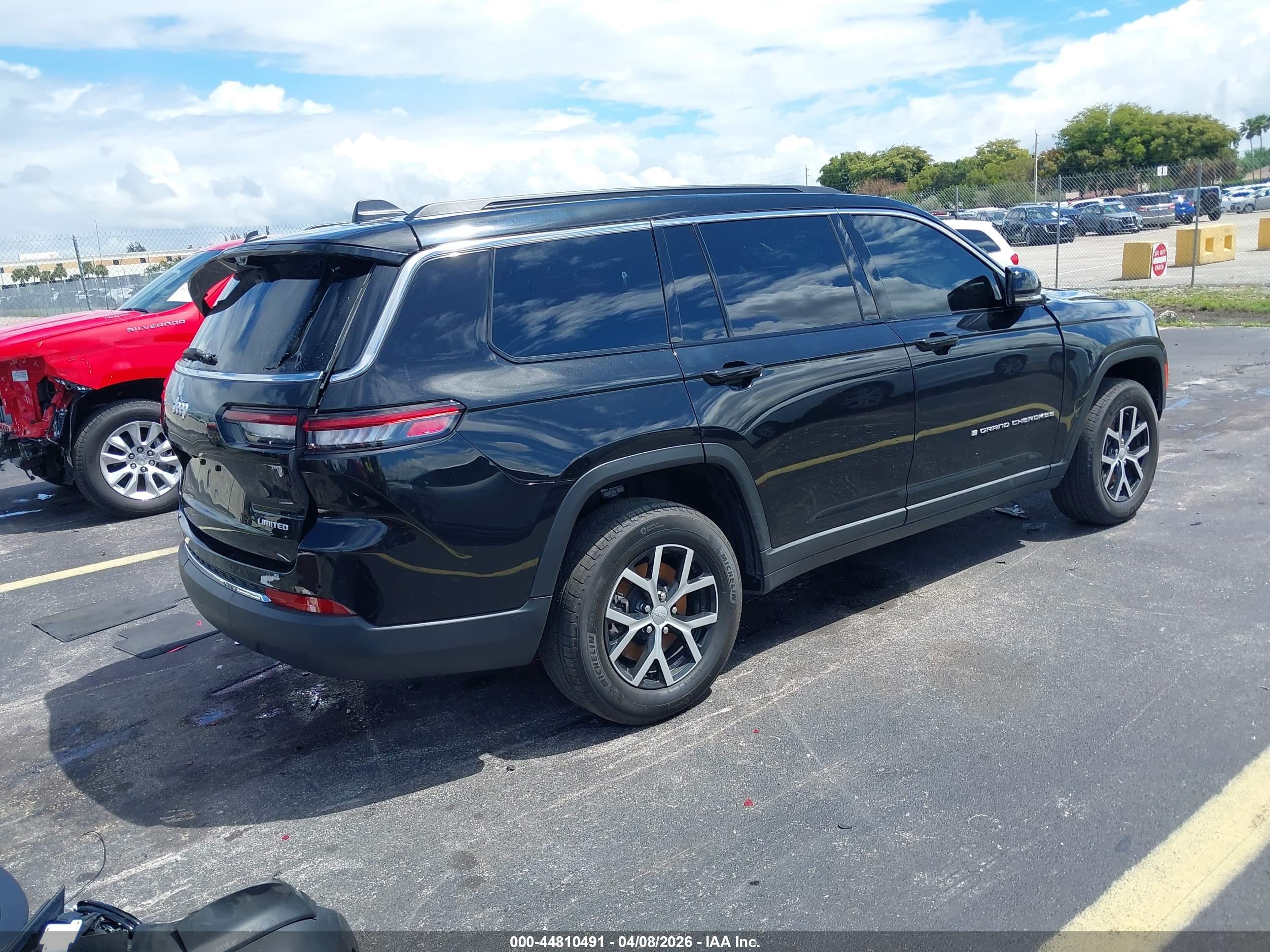 JEEP GRAND image 4