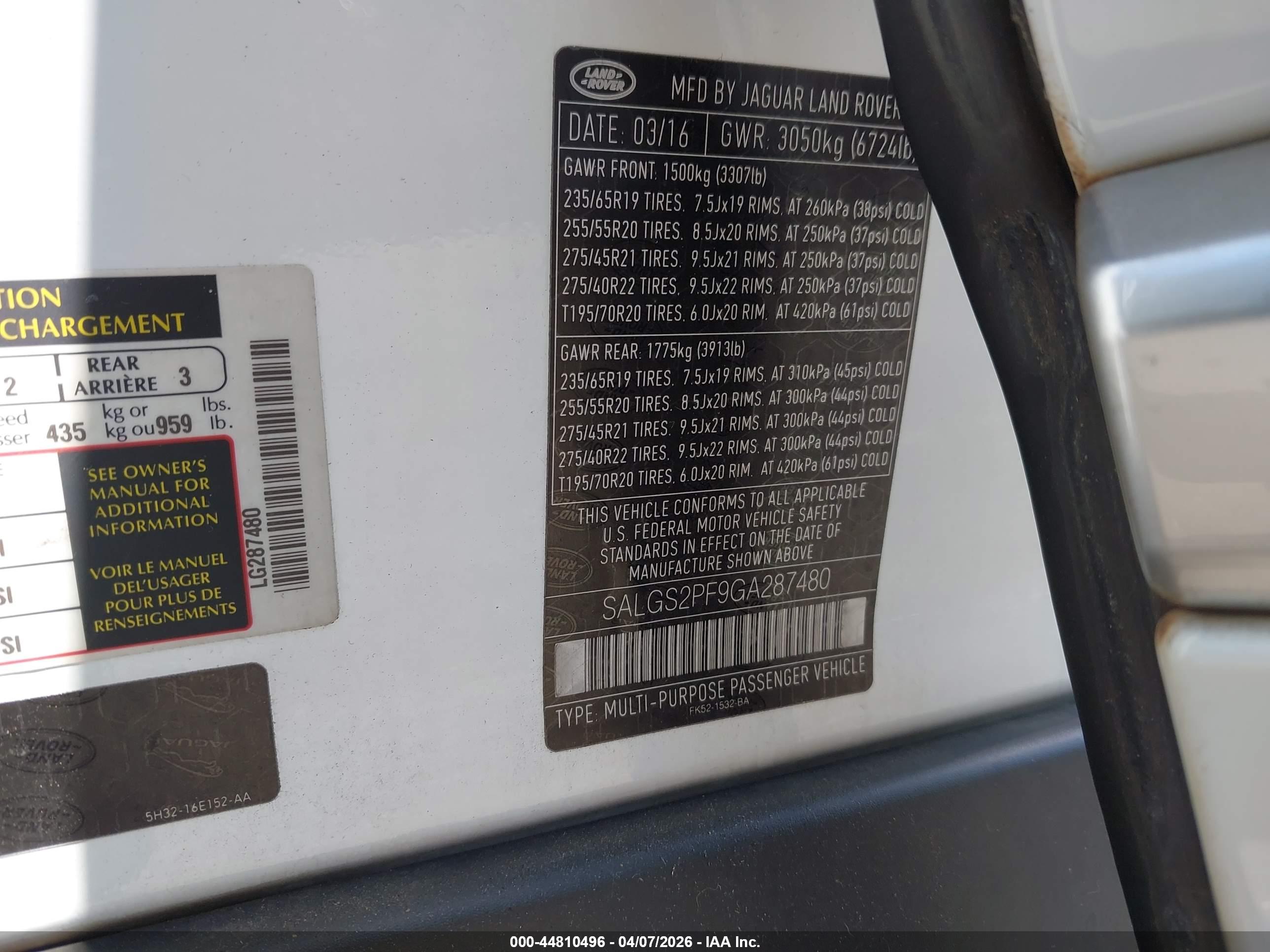 LAND ROVER image 9