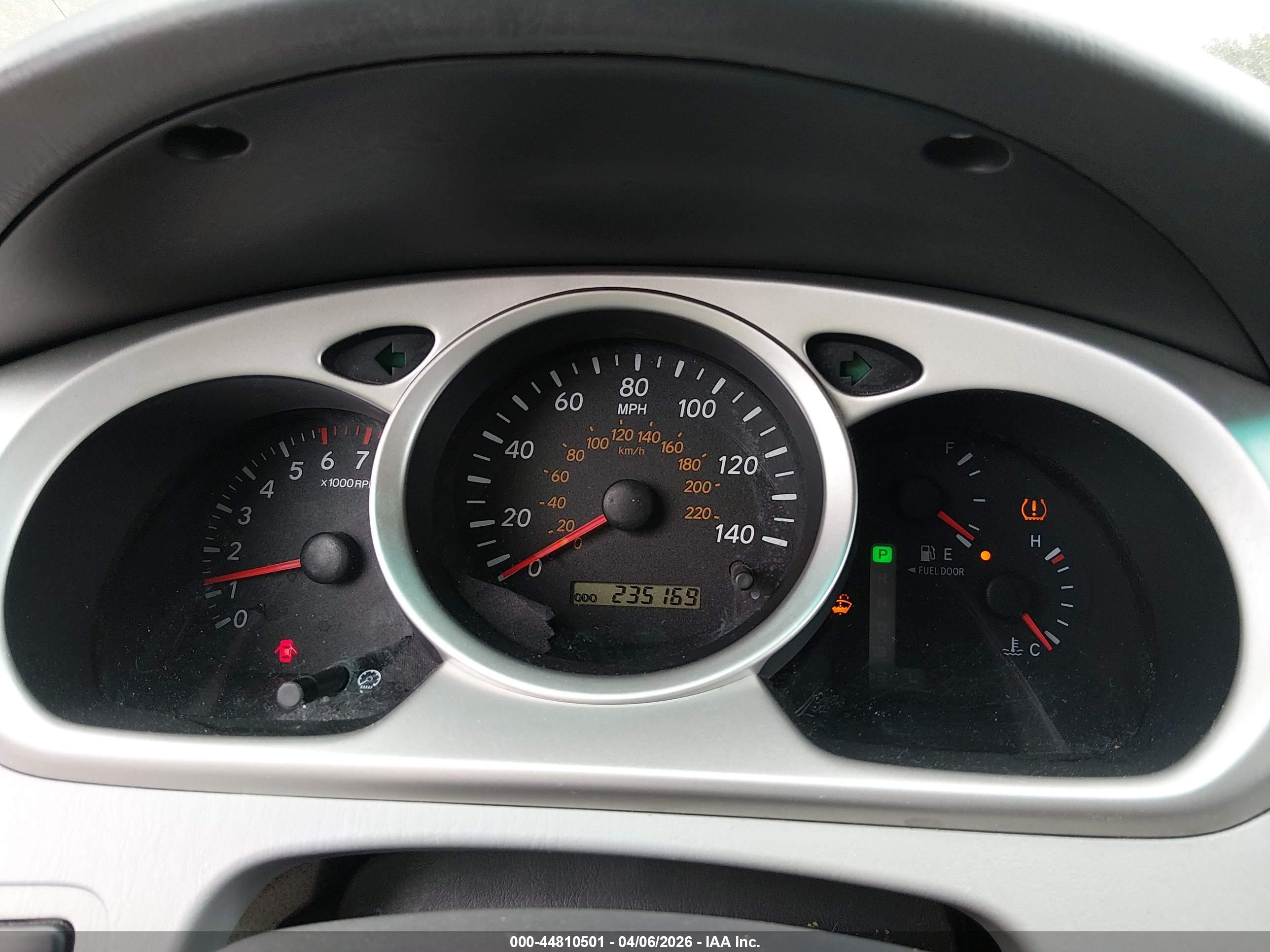 TOYOTA HIGHLANDER image 7