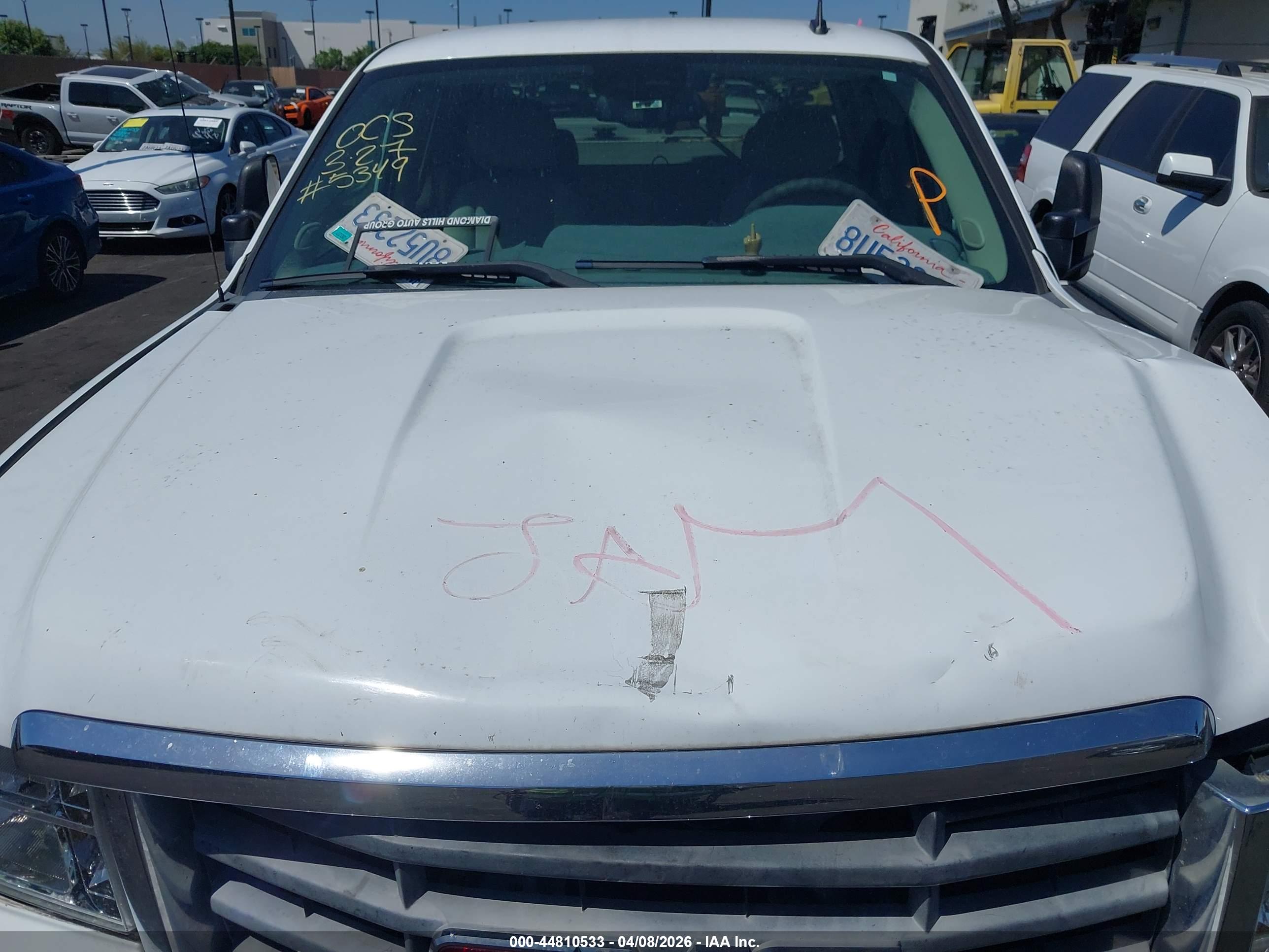 GMC SIERRA image 10