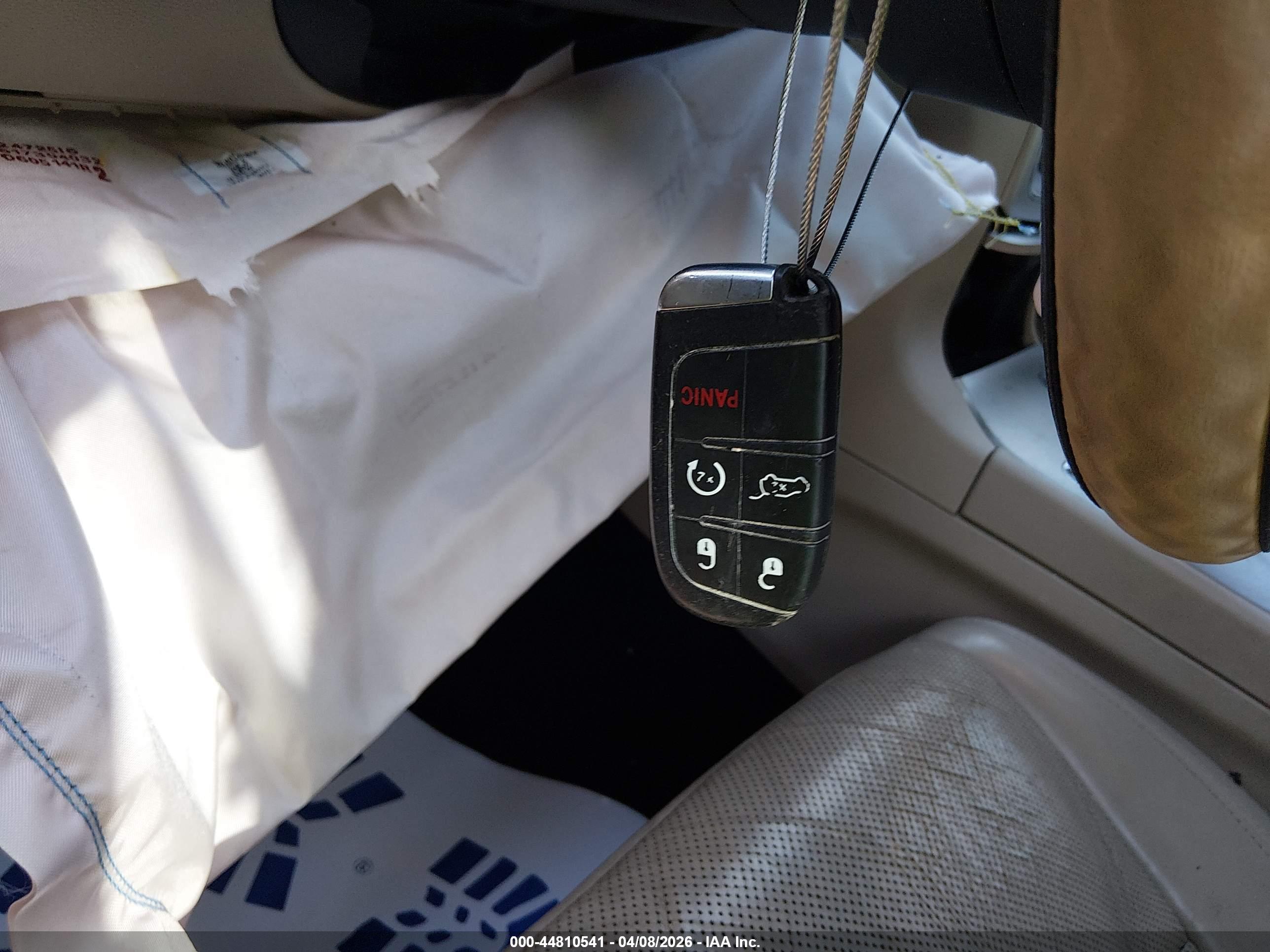 JEEP GRAND image 11