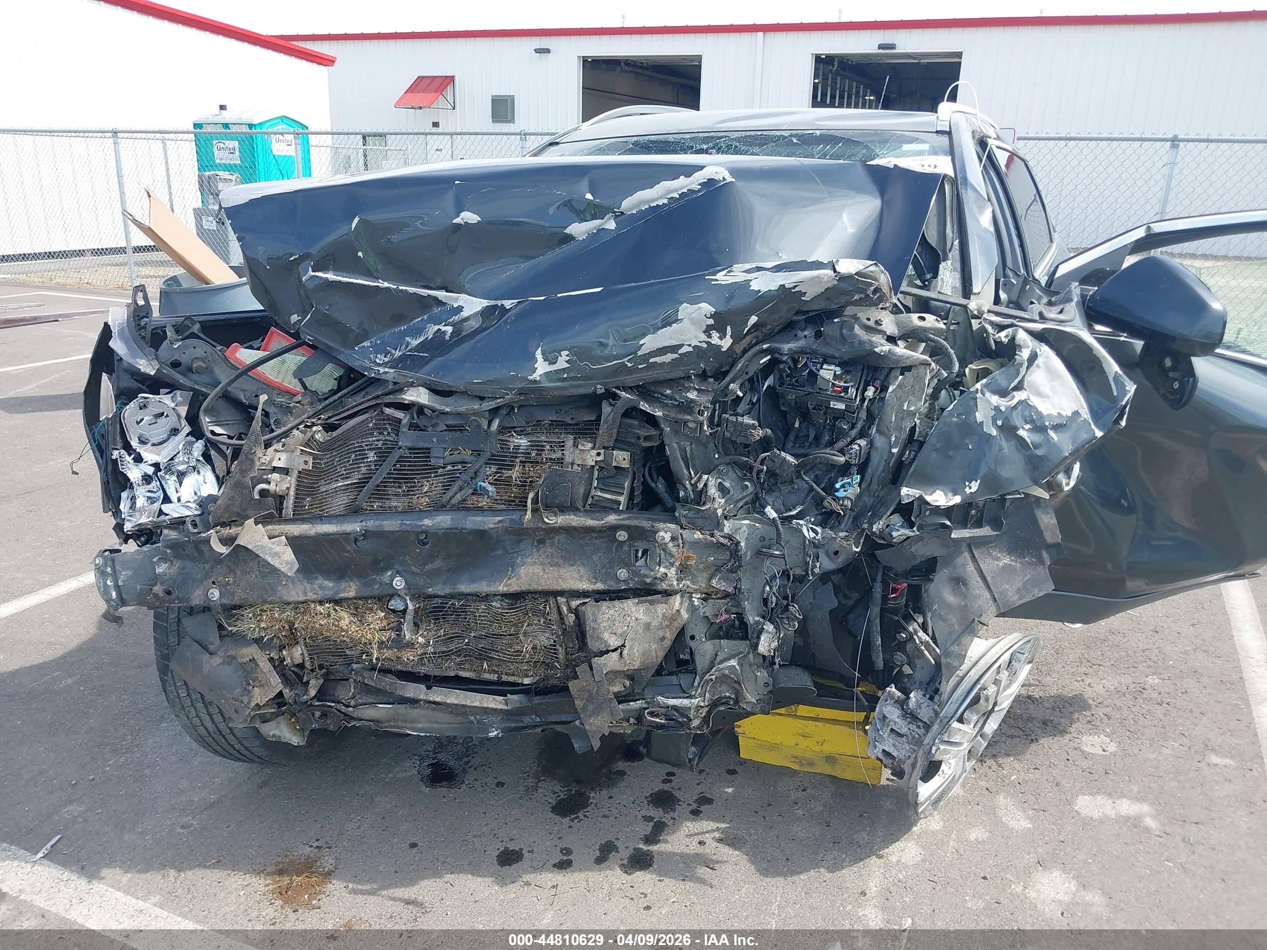 CADILLAC SRX image 6