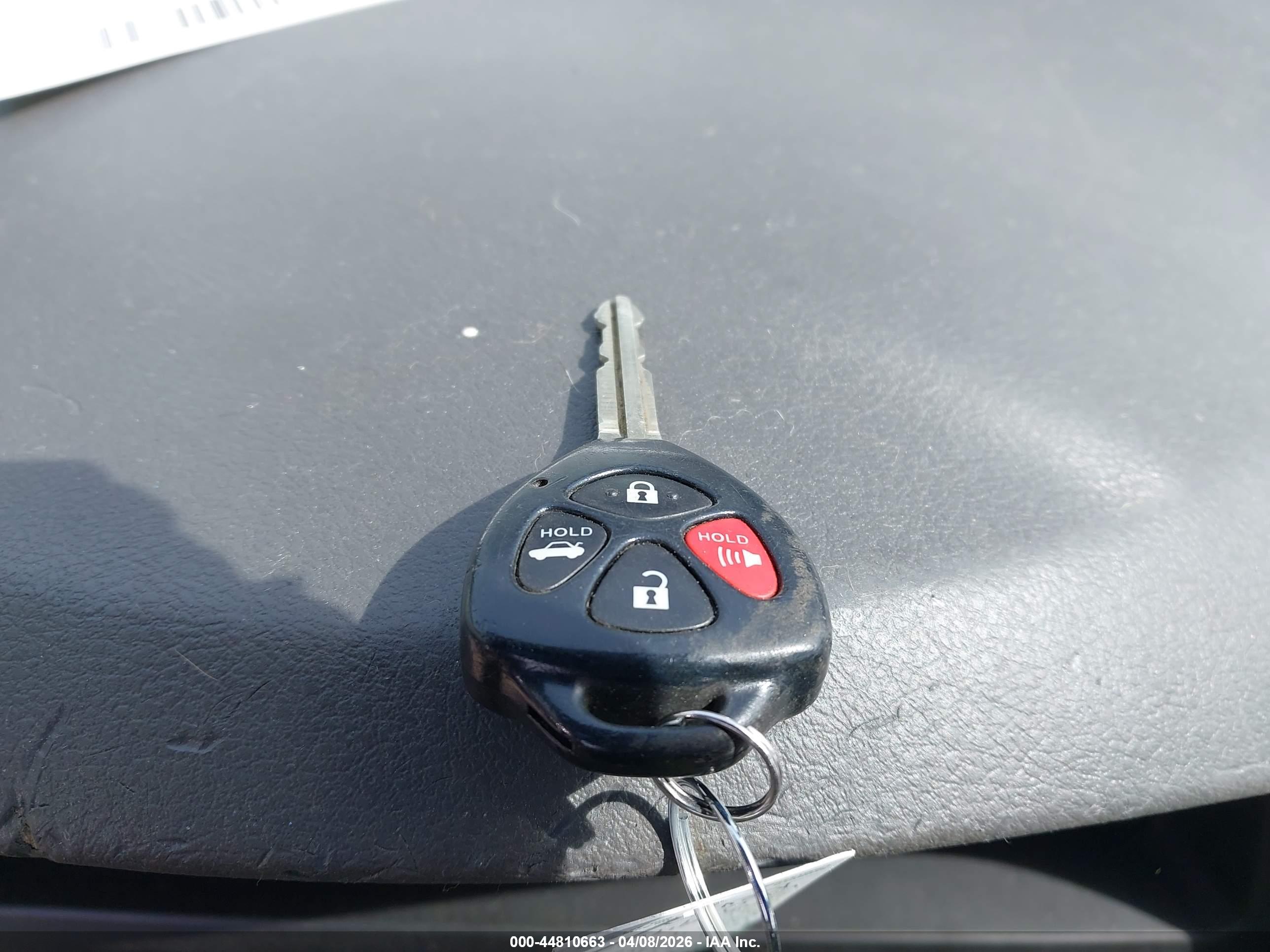 TOYOTA CAMRY image 11