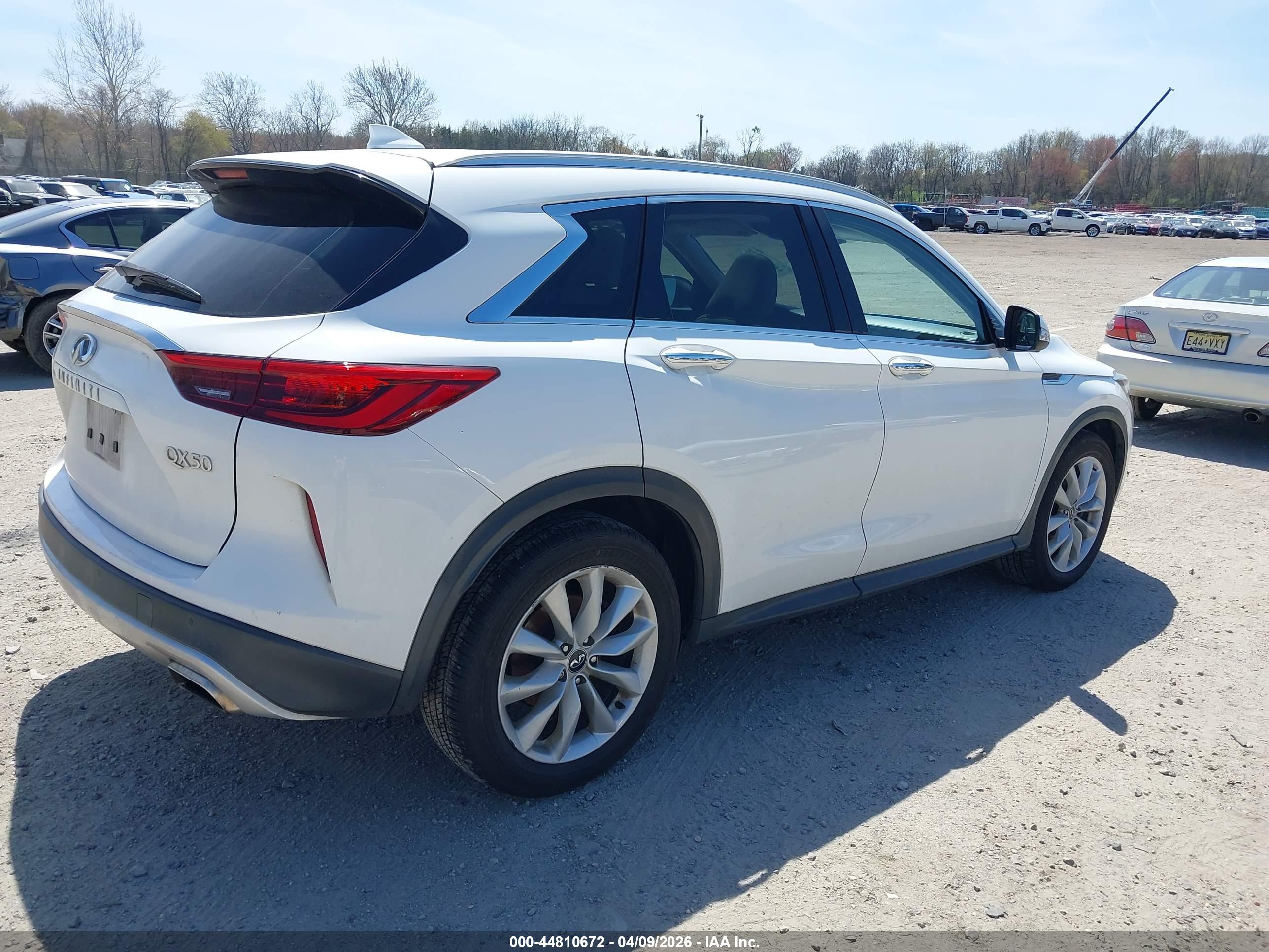 INFINITI QX50 image 4