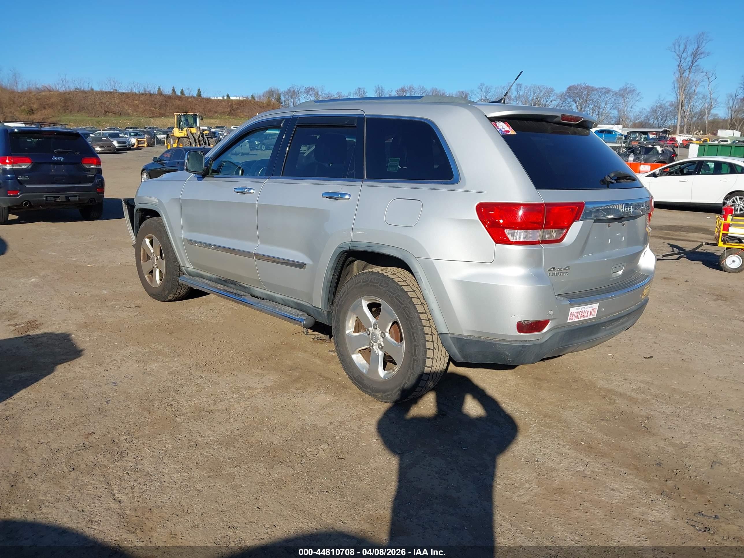 JEEP GRAND image 3