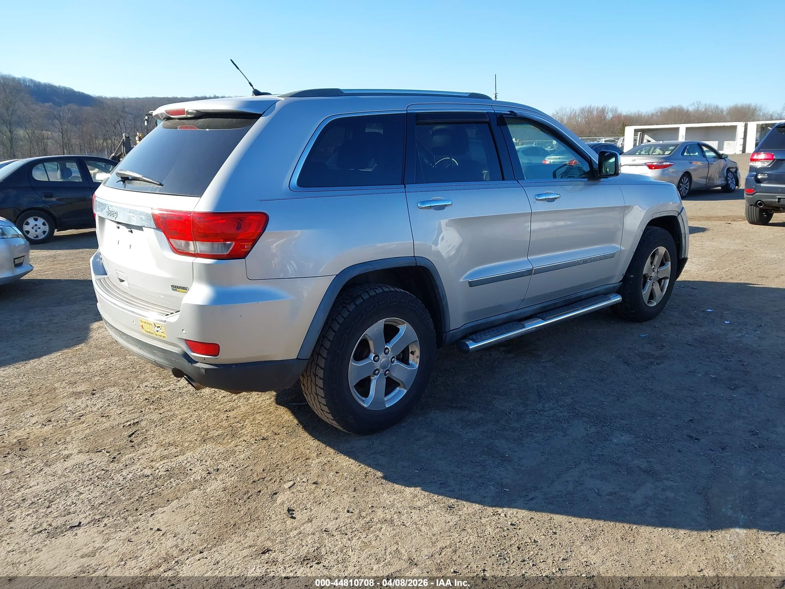 JEEP GRAND image 4