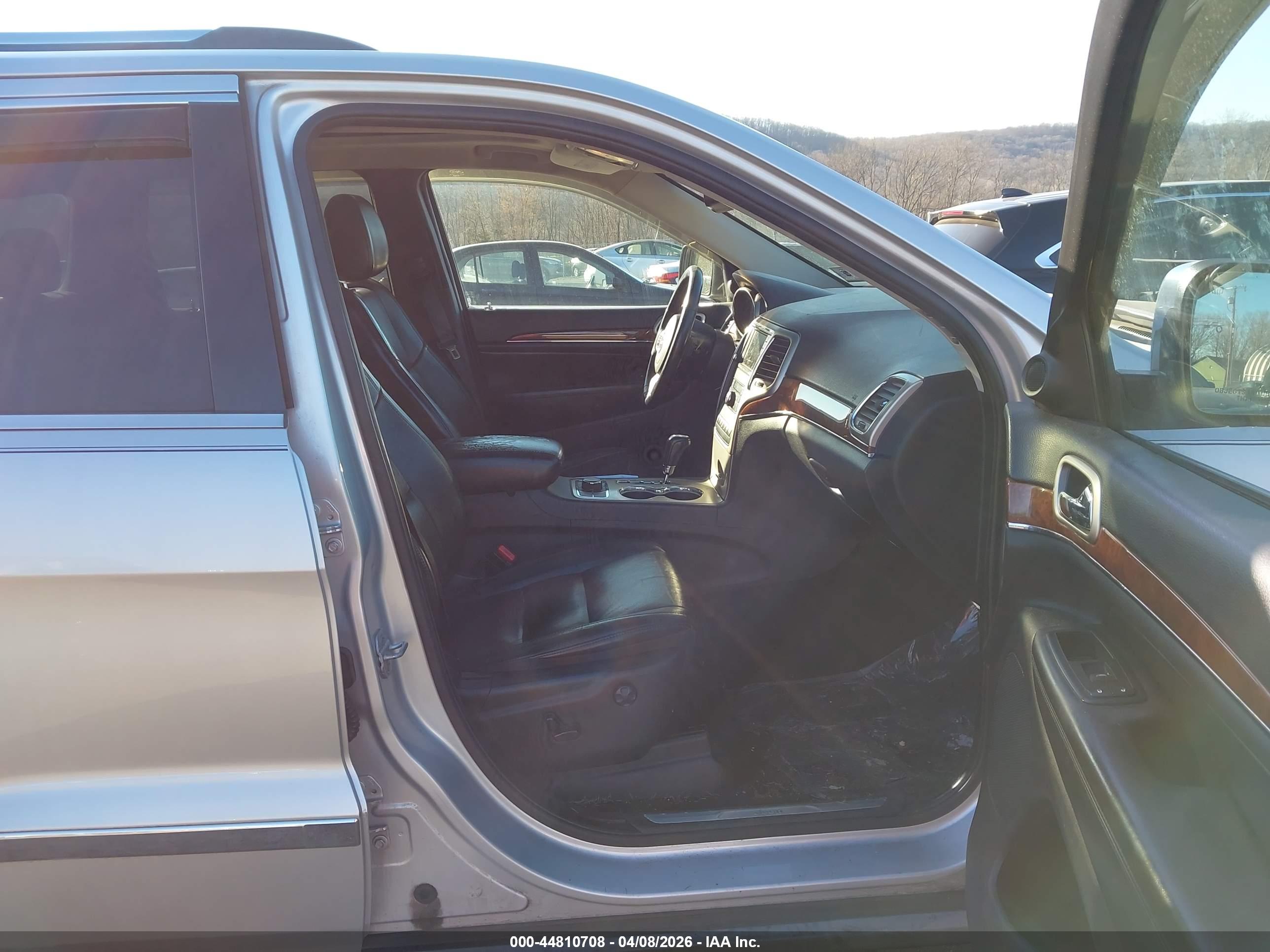 JEEP GRAND image 5