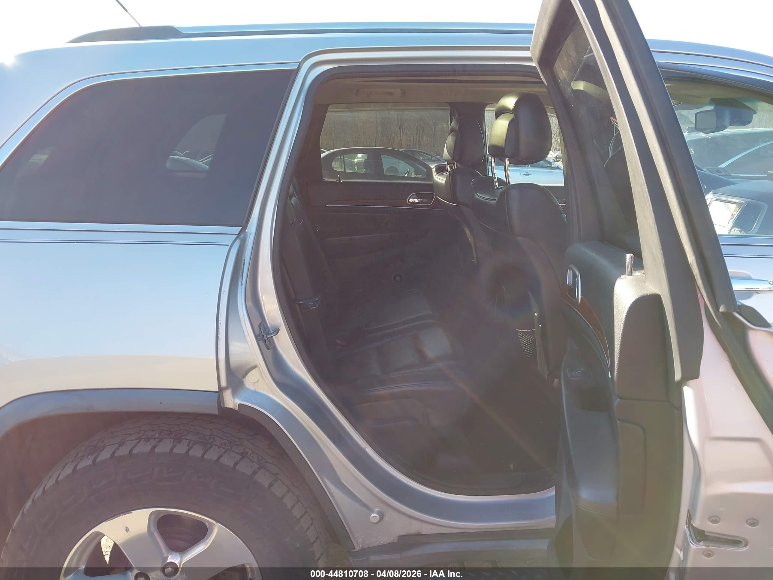 JEEP GRAND image 8