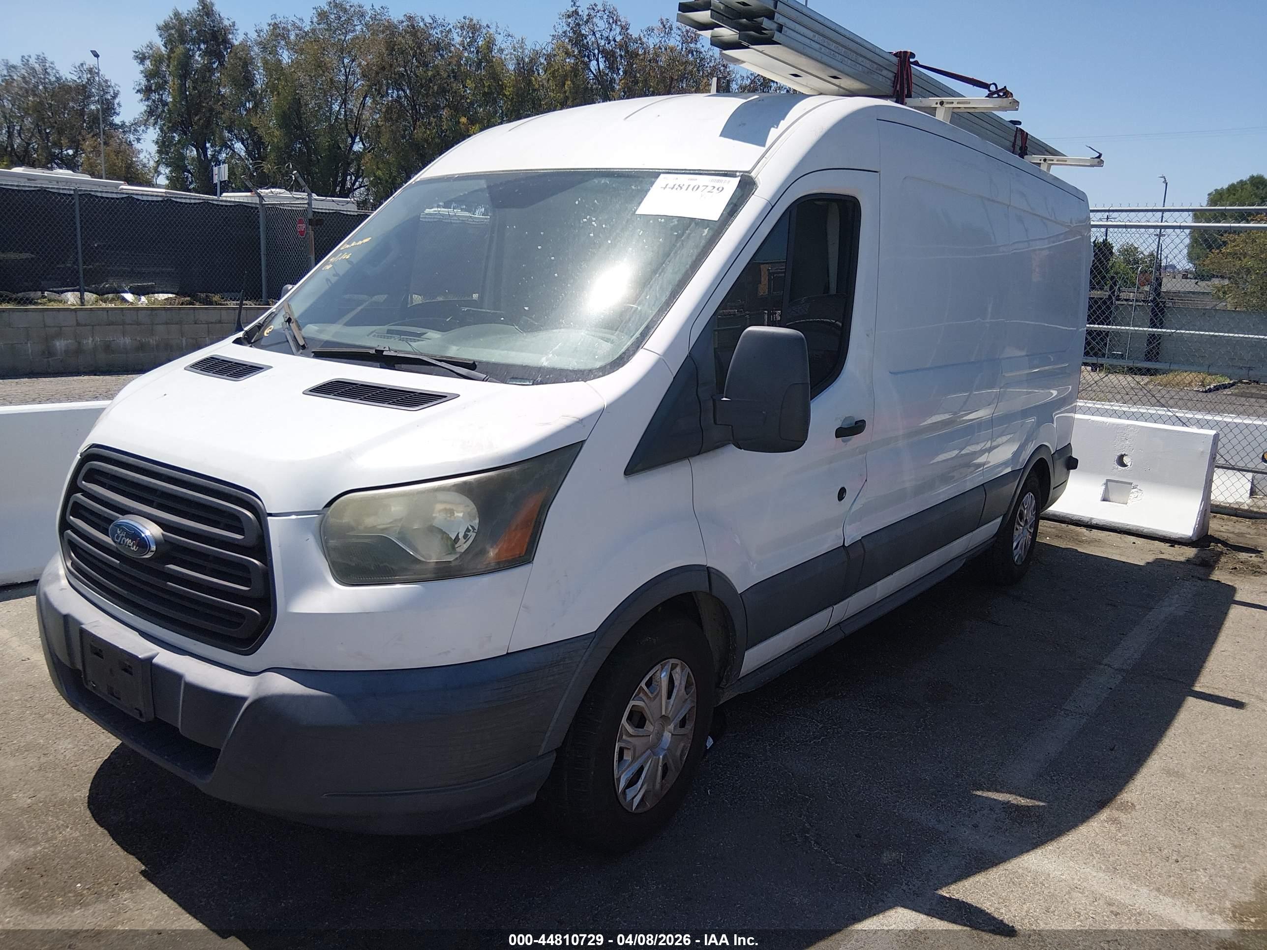 FORD TRANSIT-250 image 2