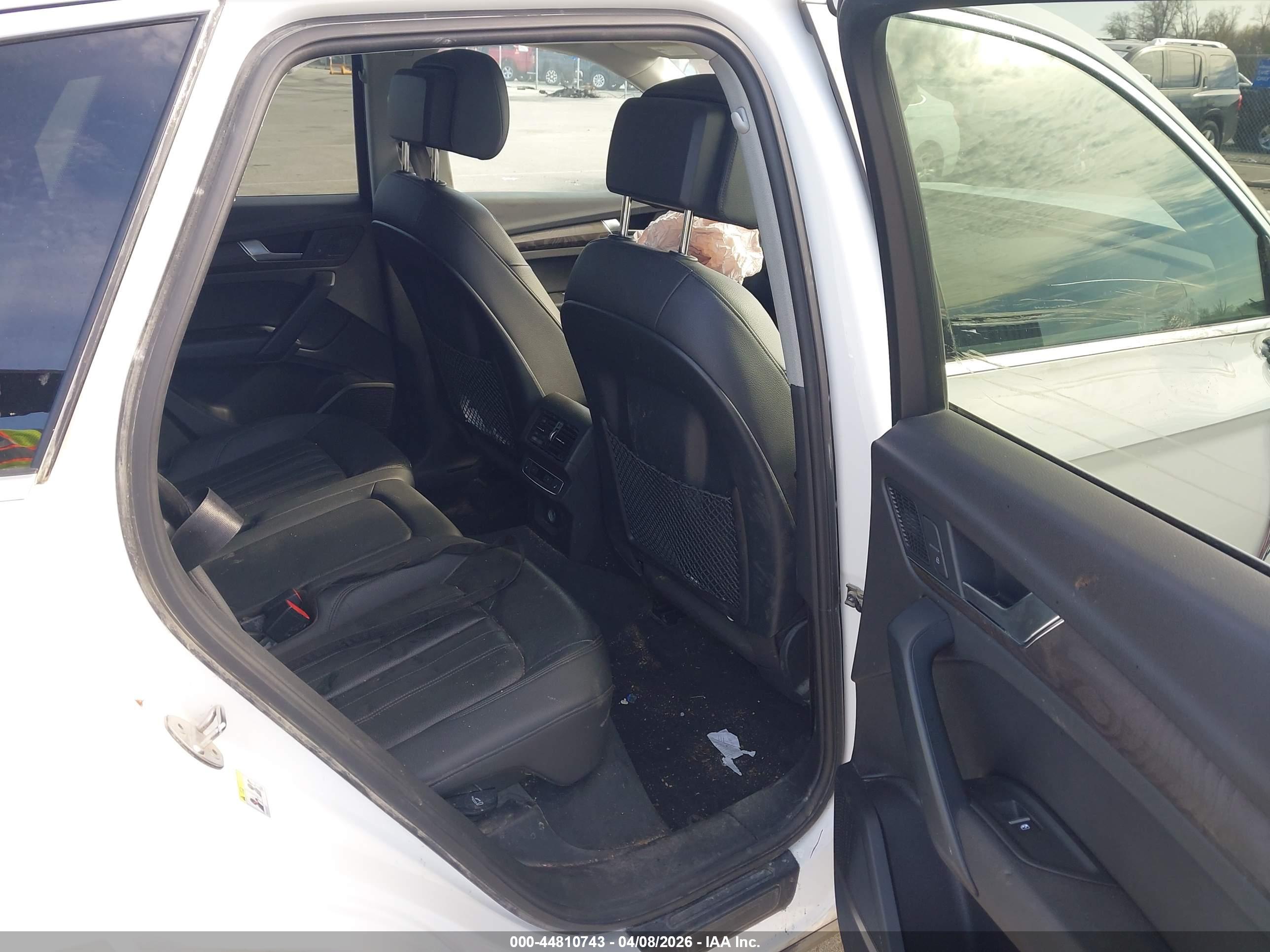 AUDI Q5 image 8