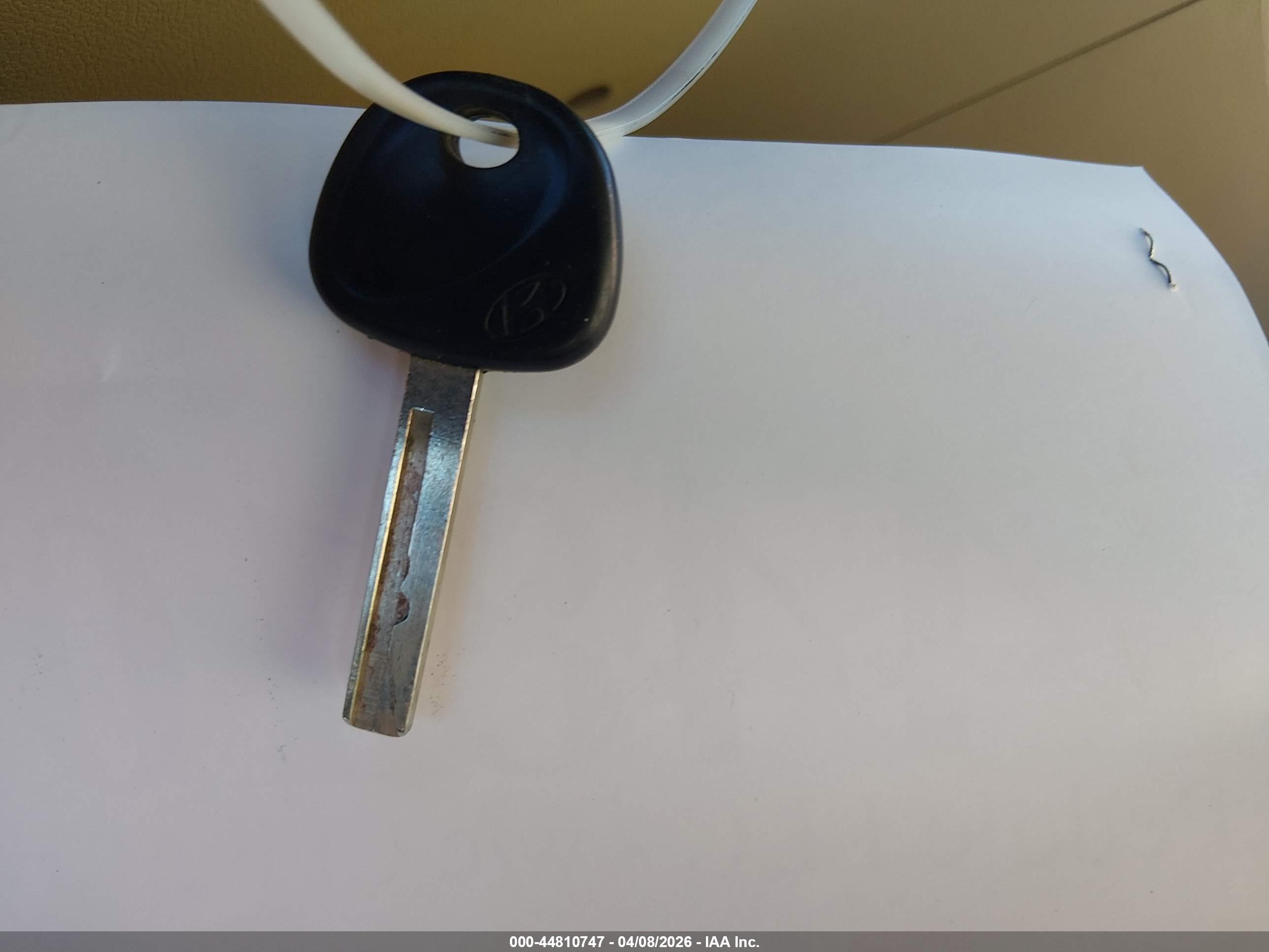 HYUNDAI ACCENT image 11