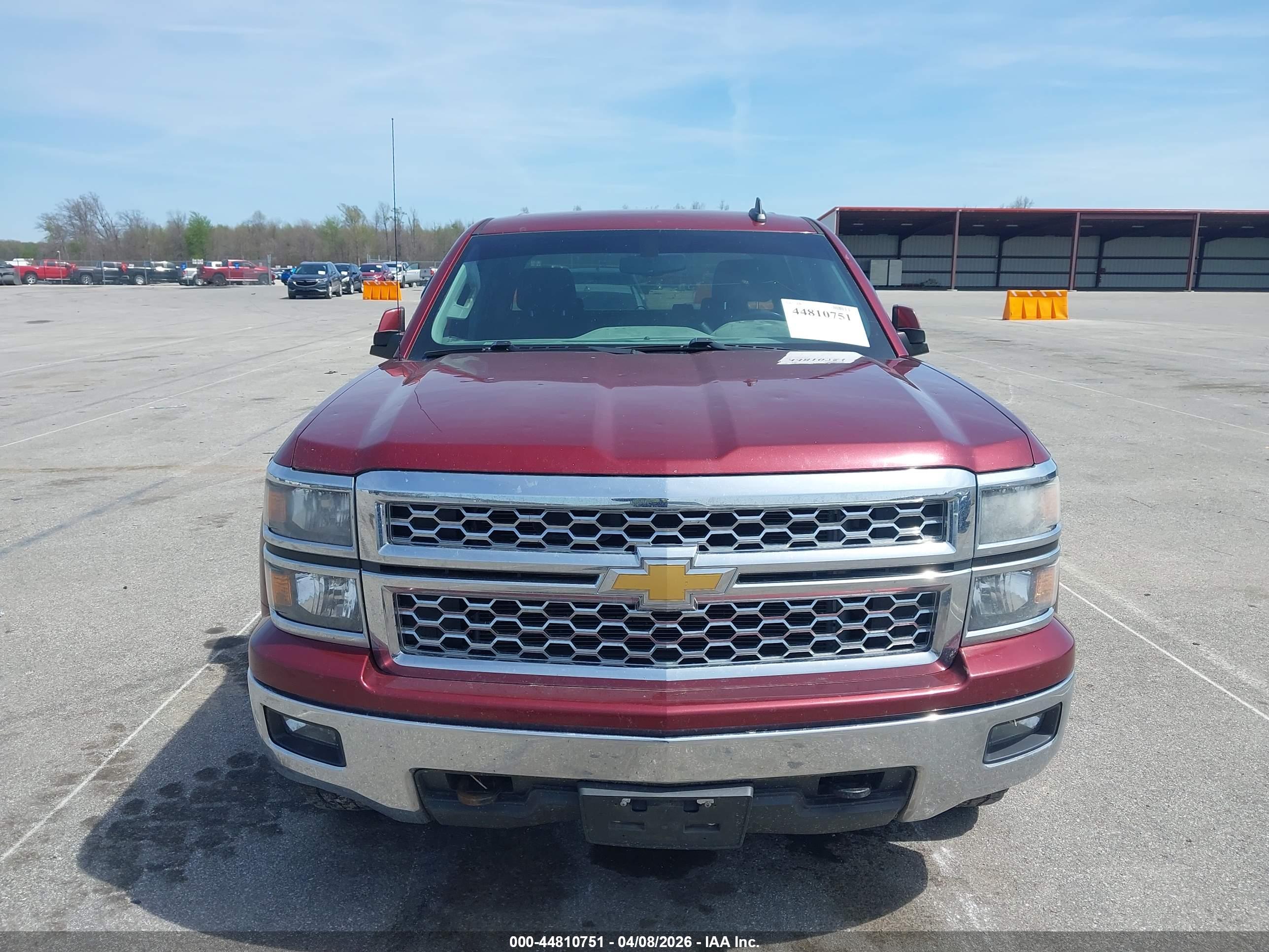 CHEVROLET SILVERADO image 6