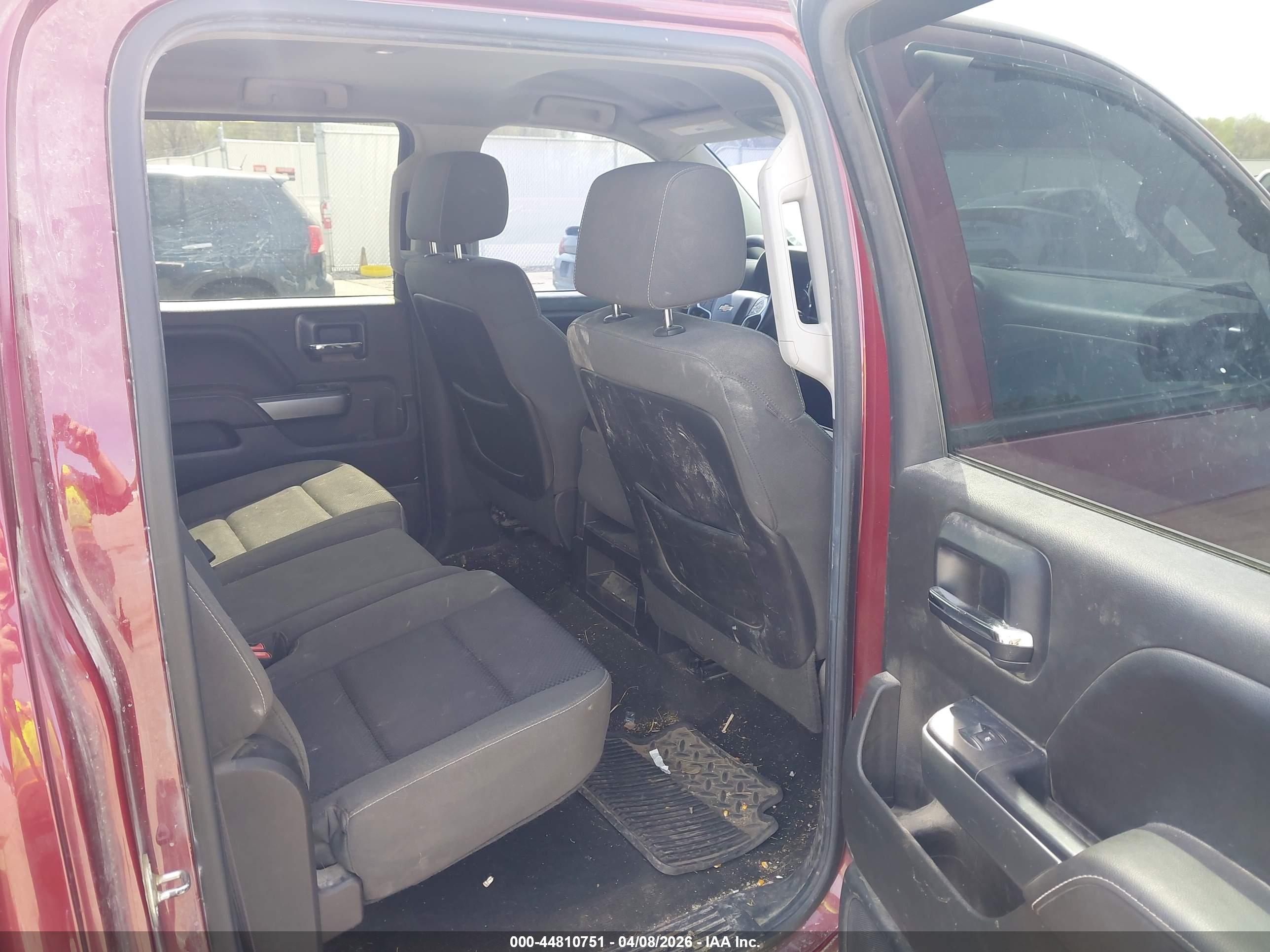 CHEVROLET SILVERADO image 8
