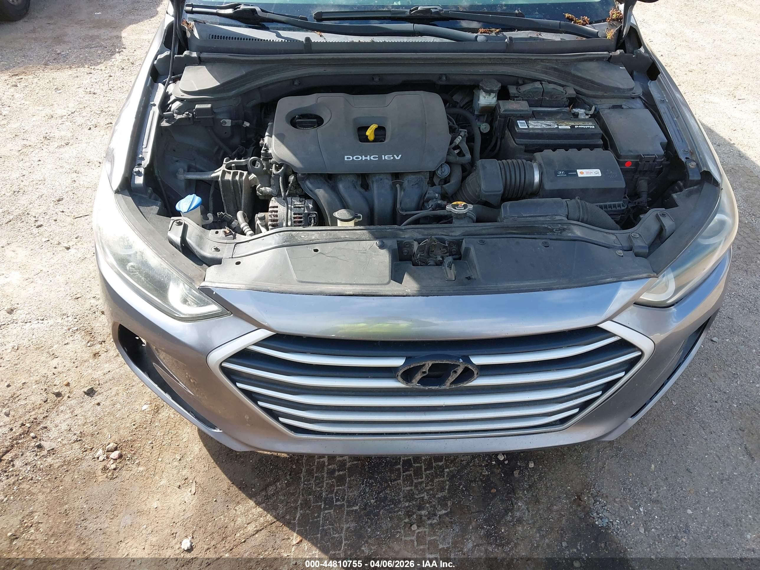 HYUNDAI ELANTRA image 10