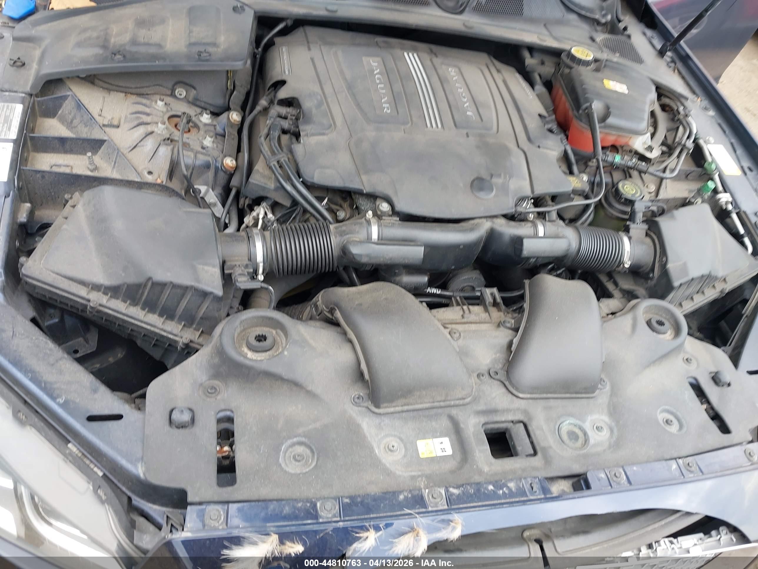 JAGUAR XJ image 10