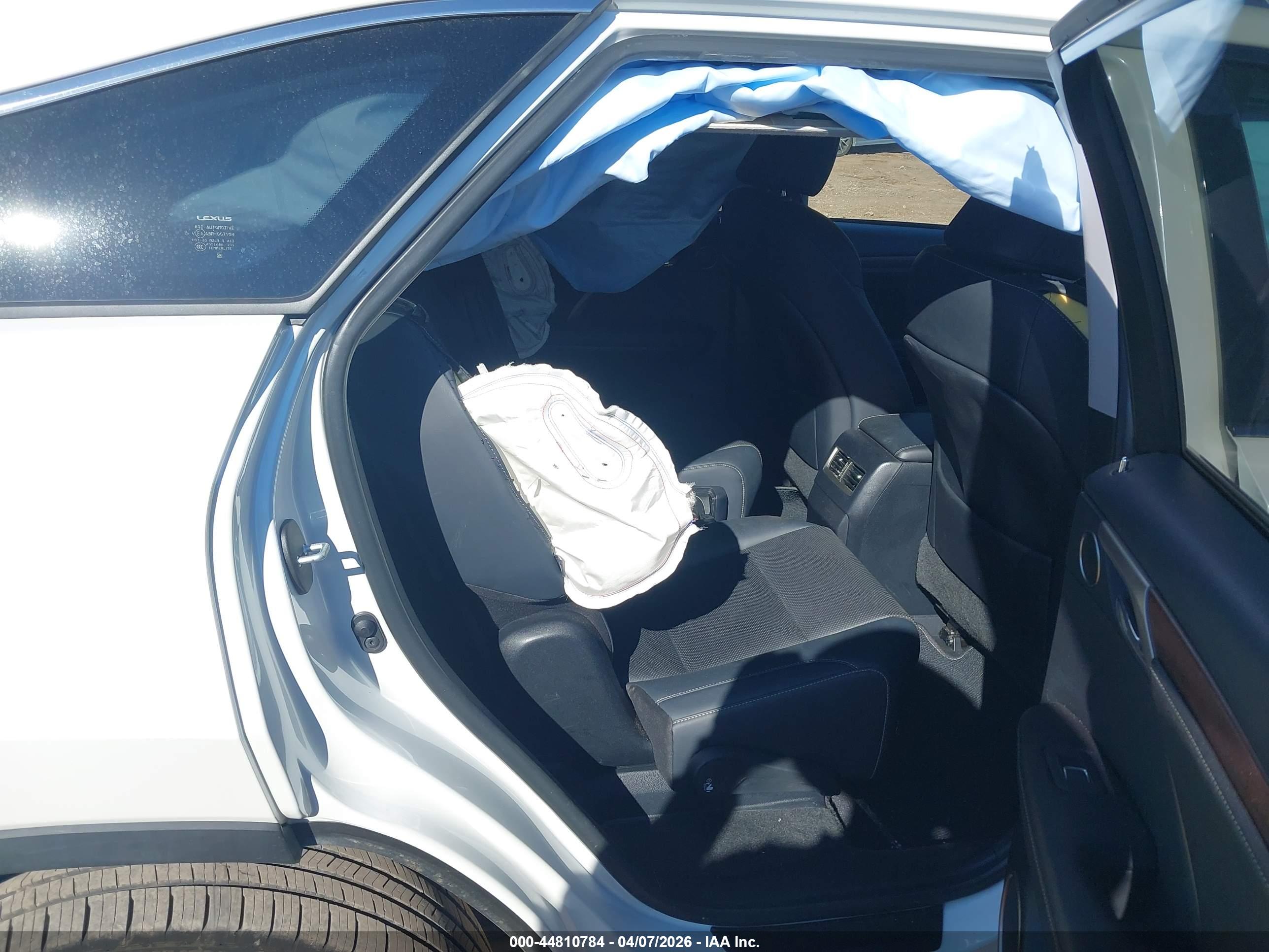 LEXUS RX image 8