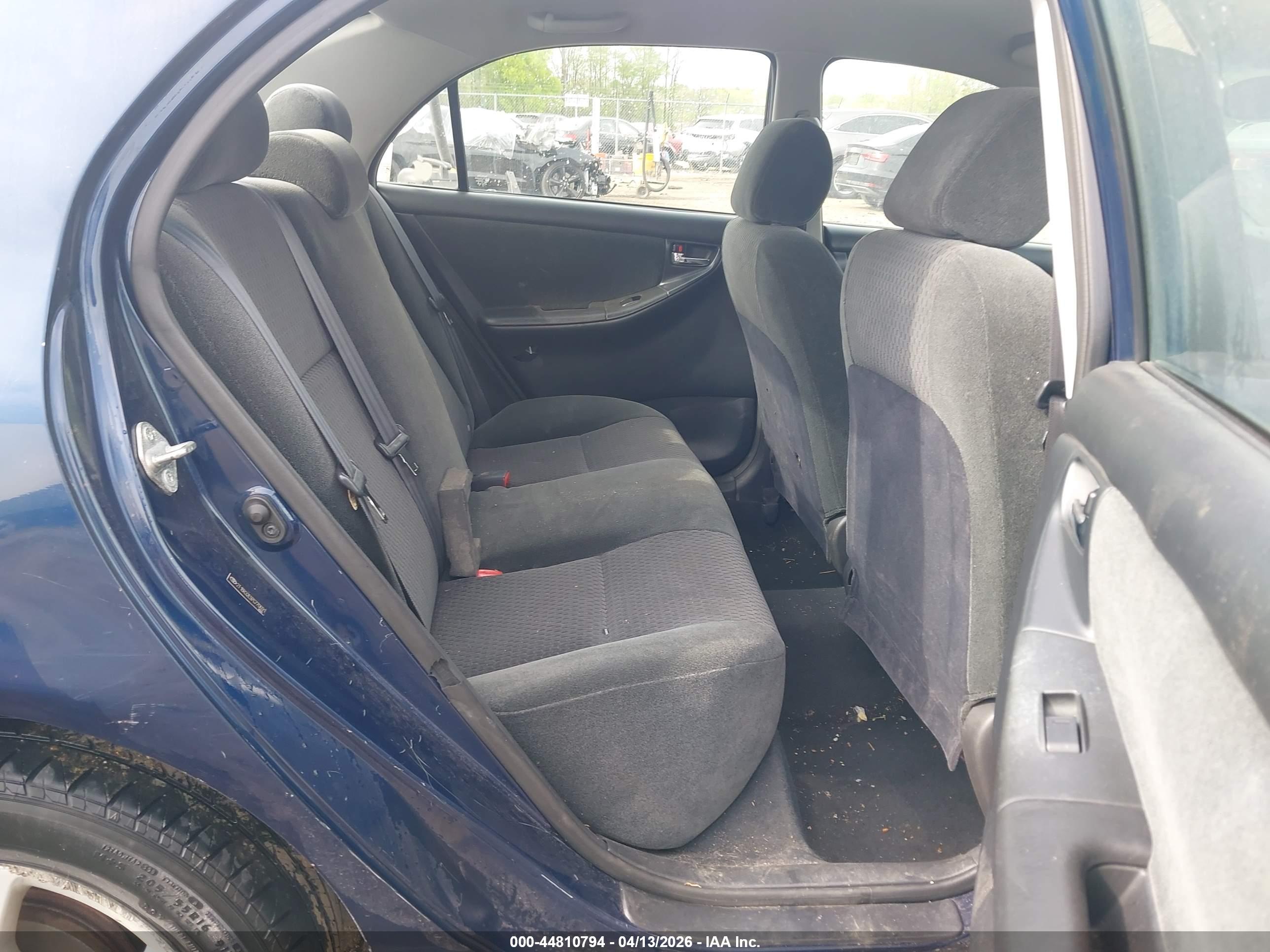TOYOTA COROLLA image 8