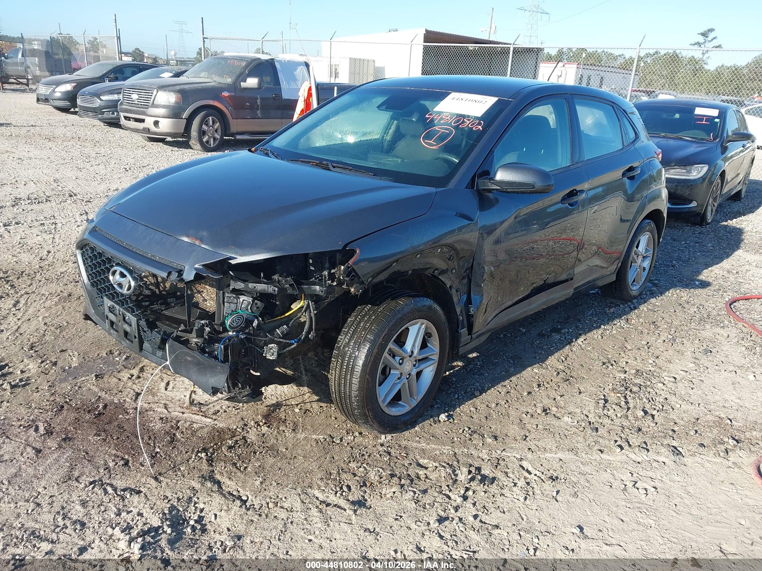 HYUNDAI KONA image 2