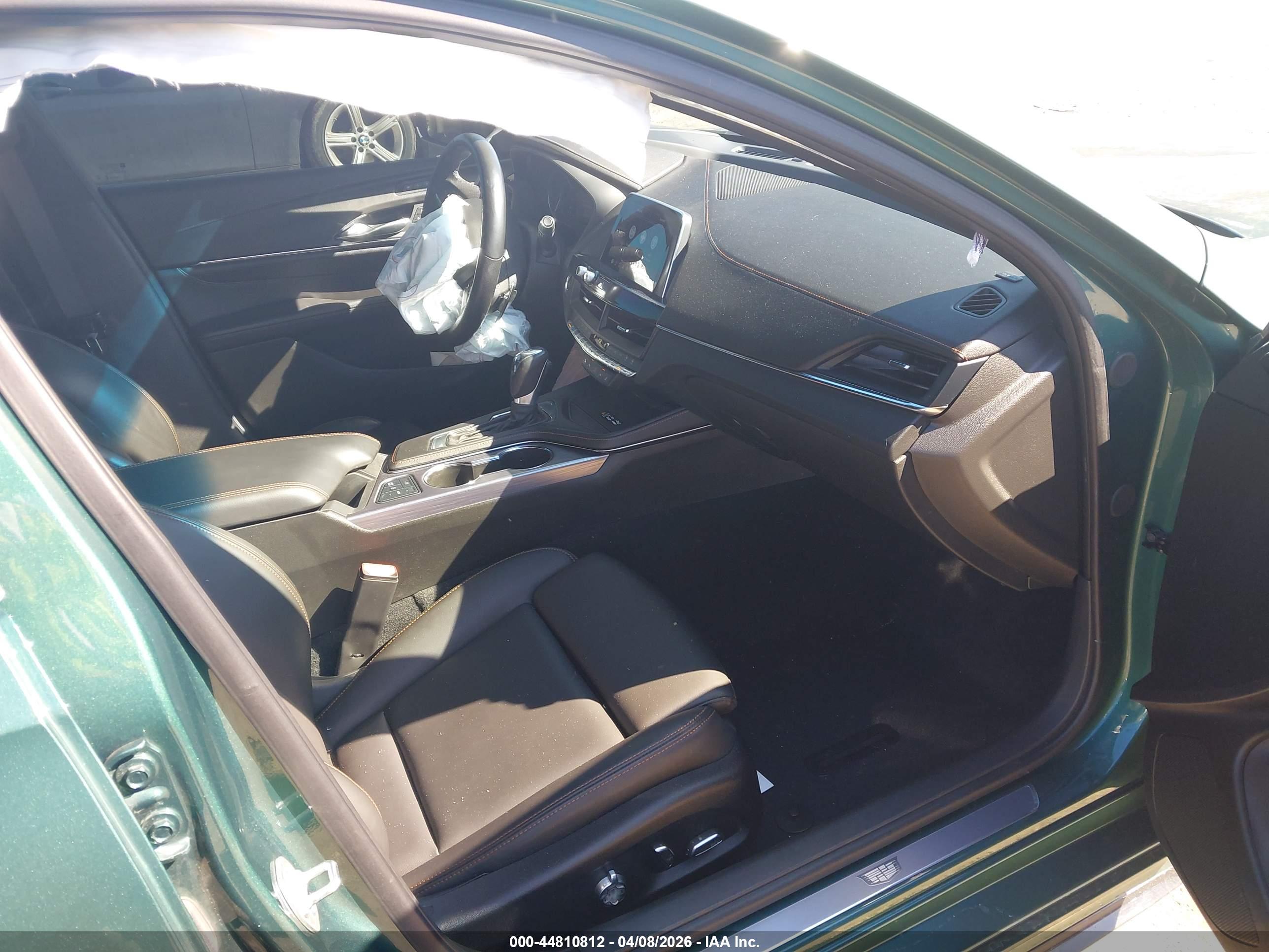 CADILLAC CT4 image 5