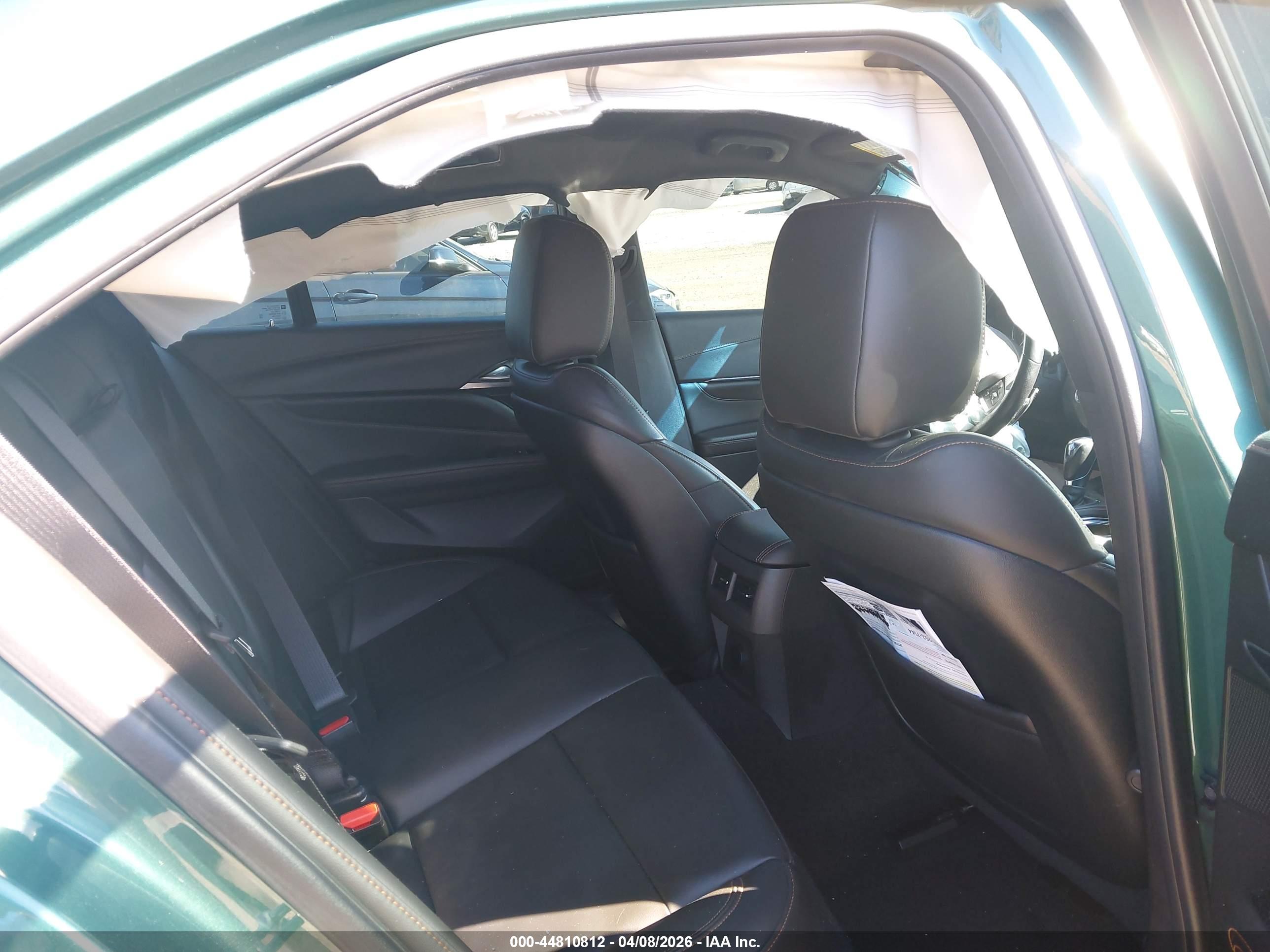 CADILLAC CT4 image 8