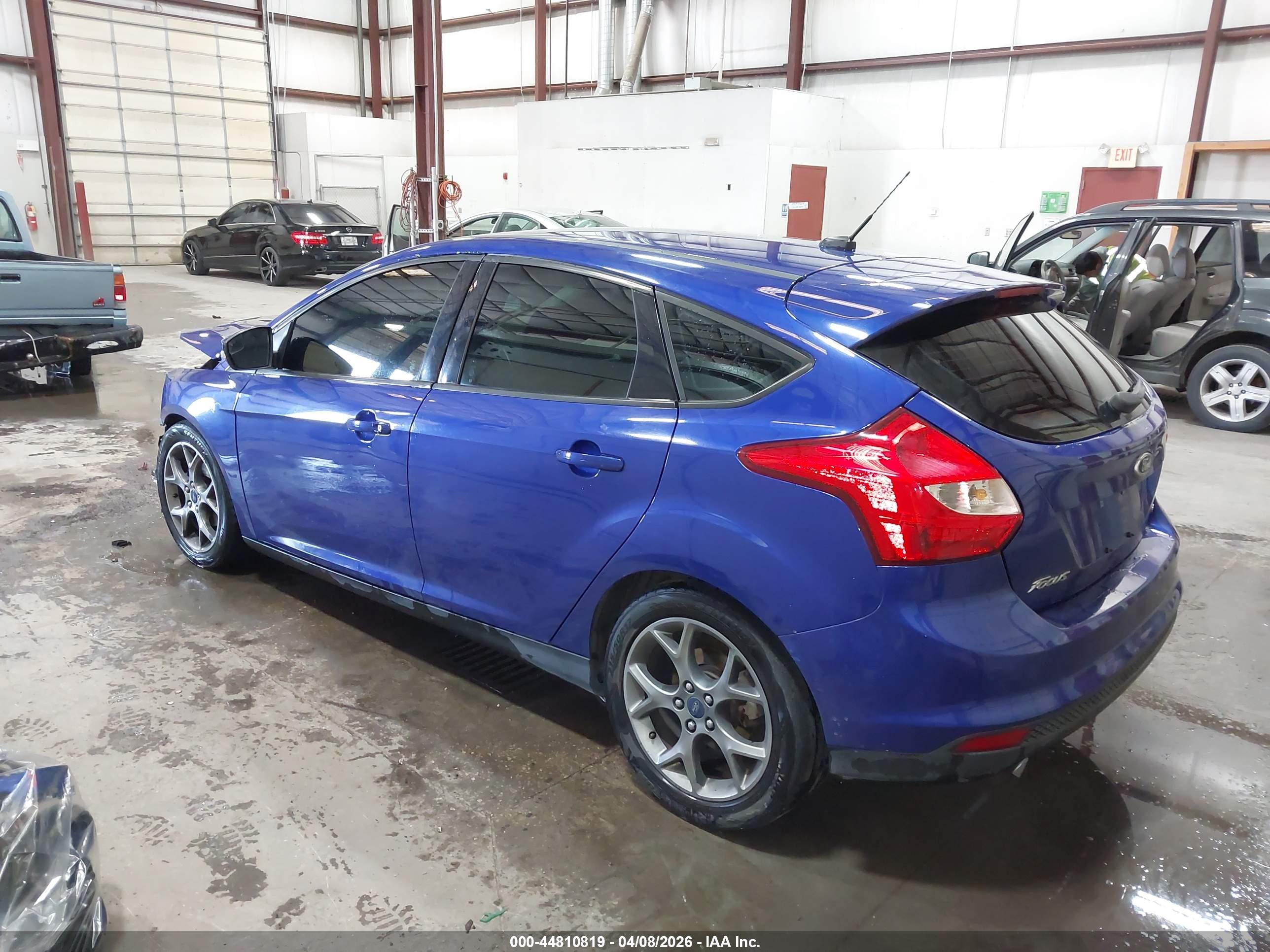 FORD FOCUS image 3