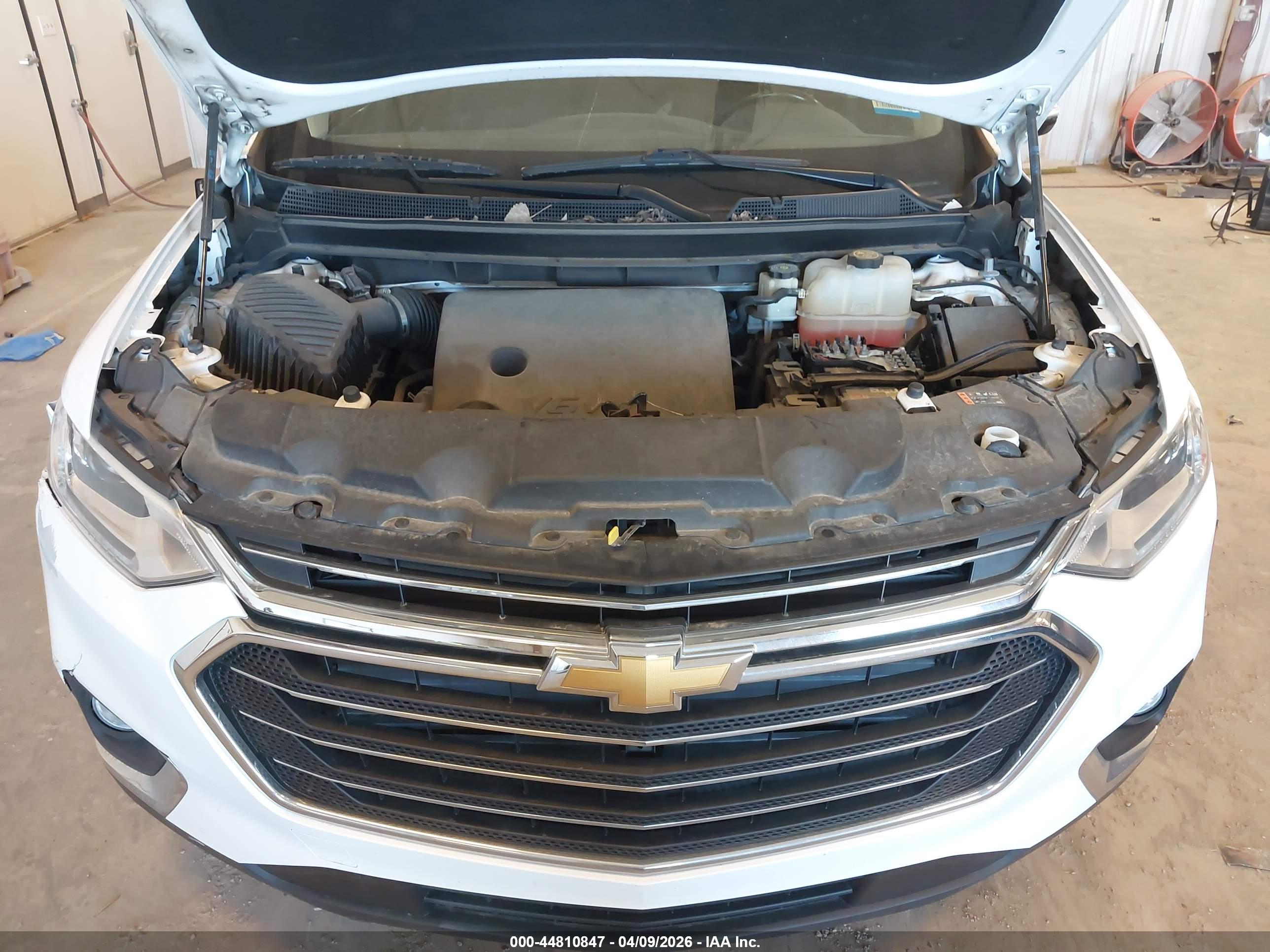 CHEVROLET TRAVERSE image 10