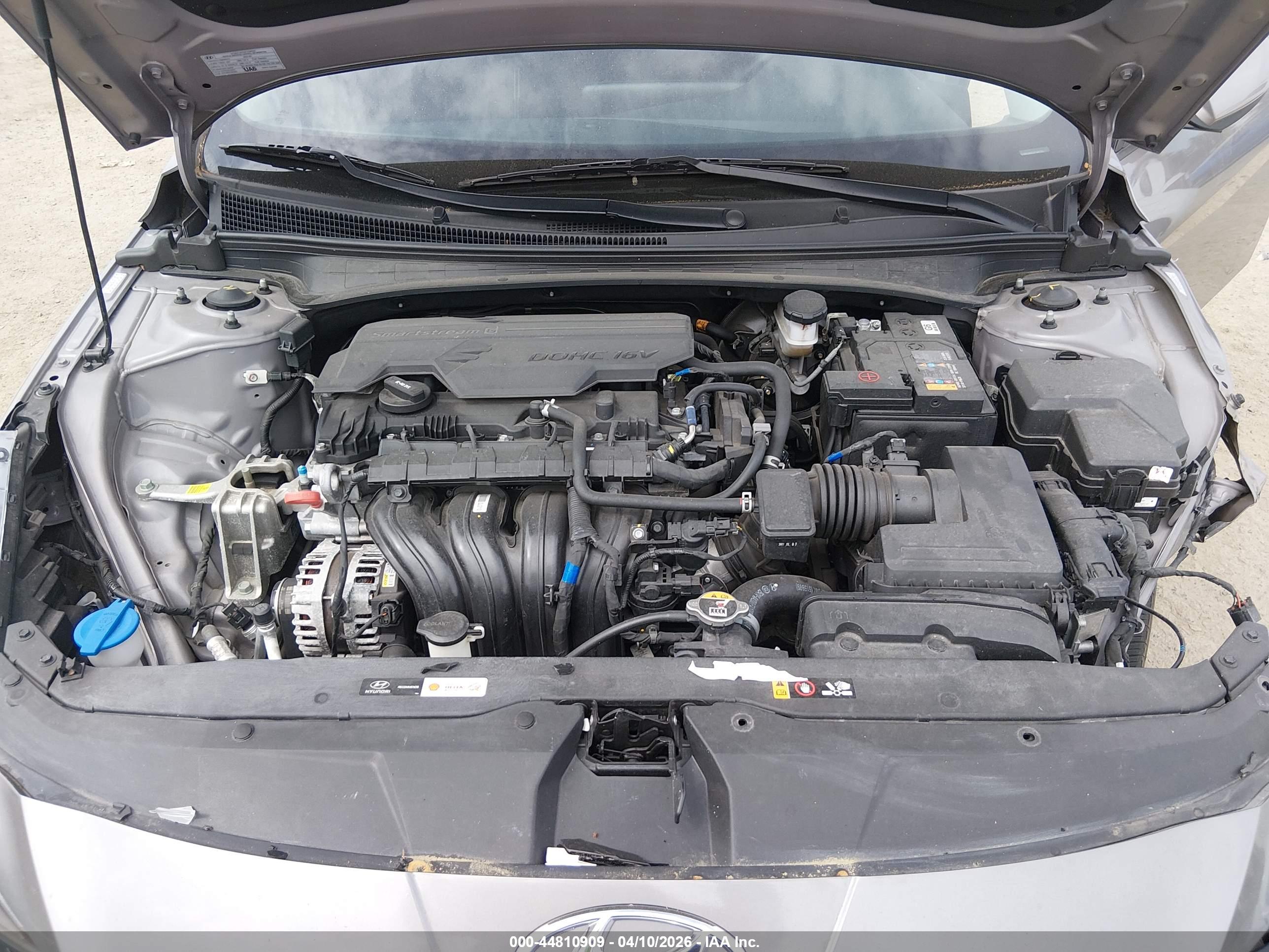 HYUNDAI ELANTRA image 10