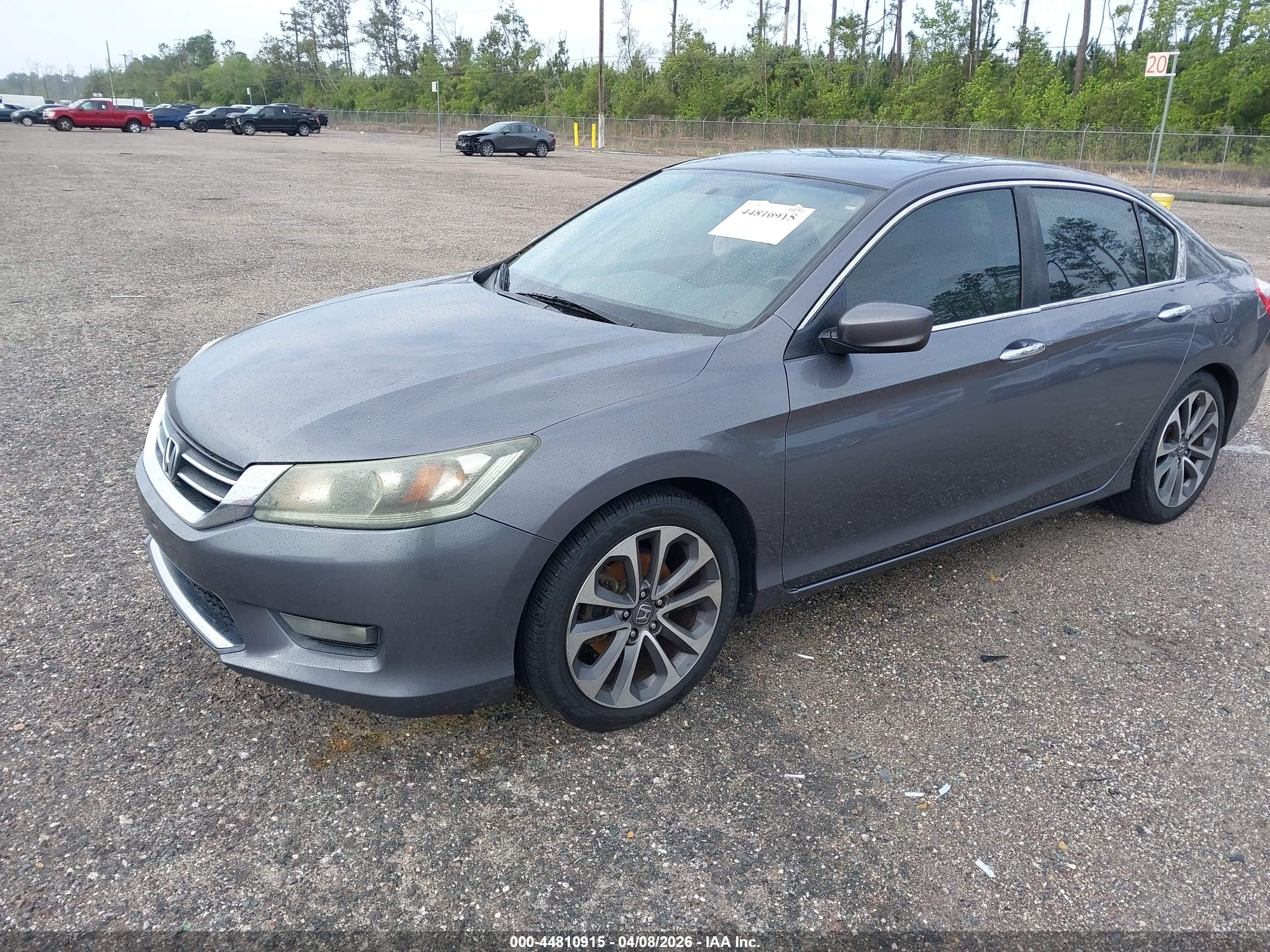 HONDA ACCORD image 2
