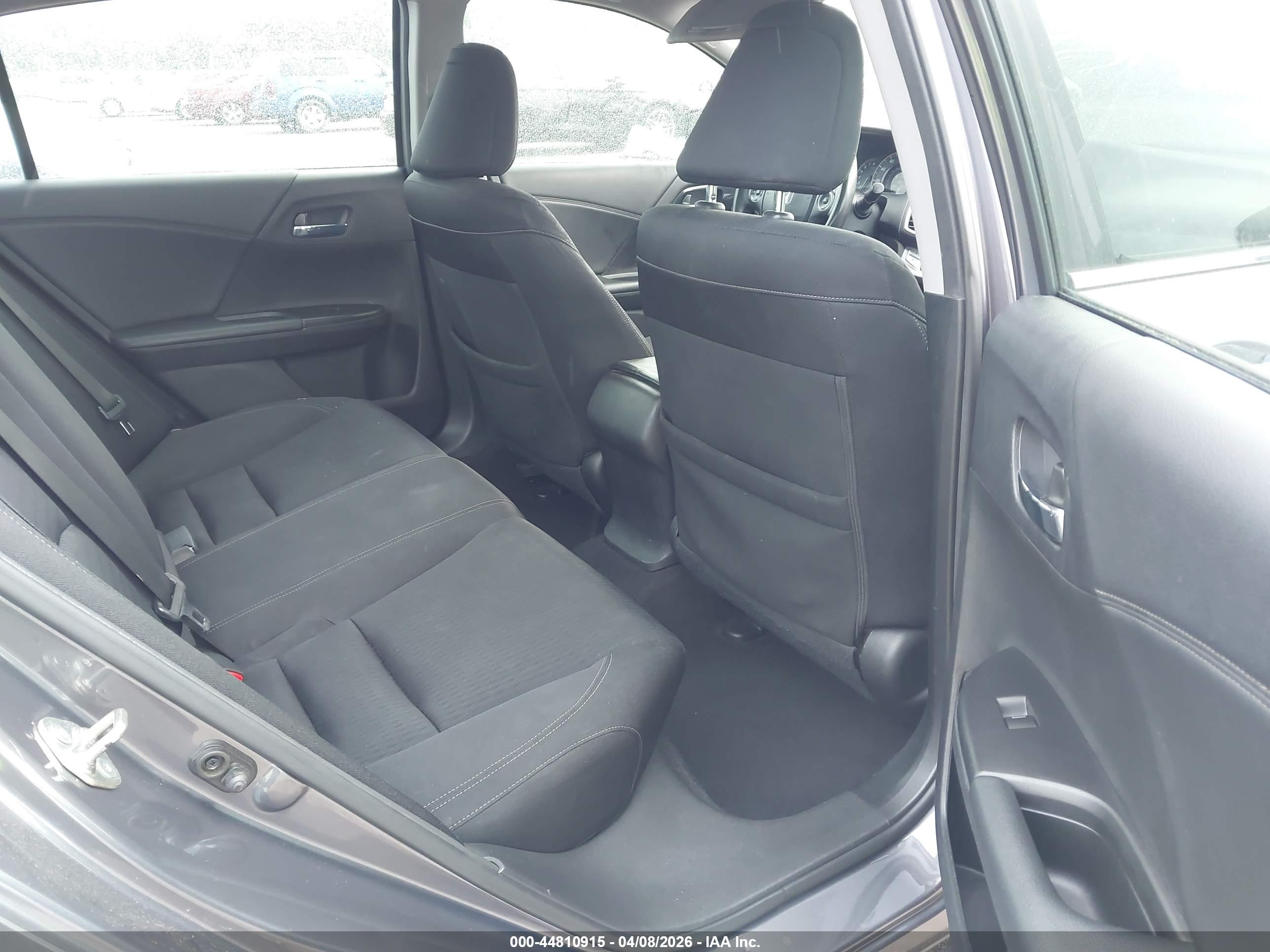 HONDA ACCORD image 8