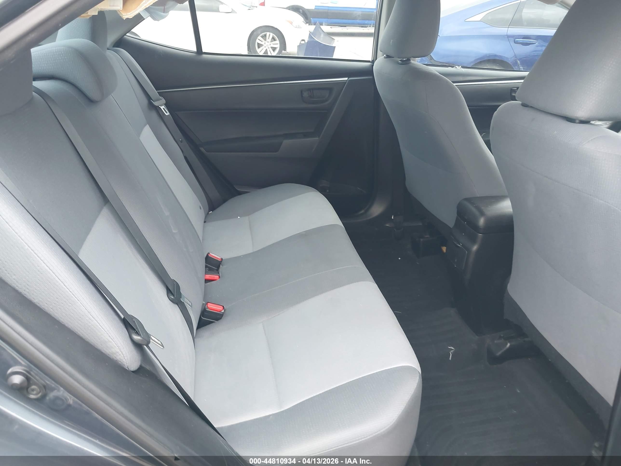 TOYOTA COROLLA image 8