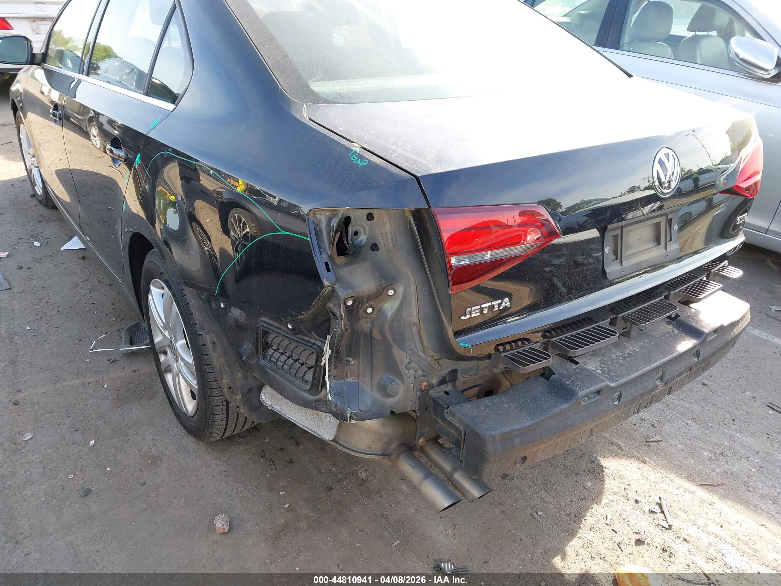 VOLKSWAGEN JETTA image 6