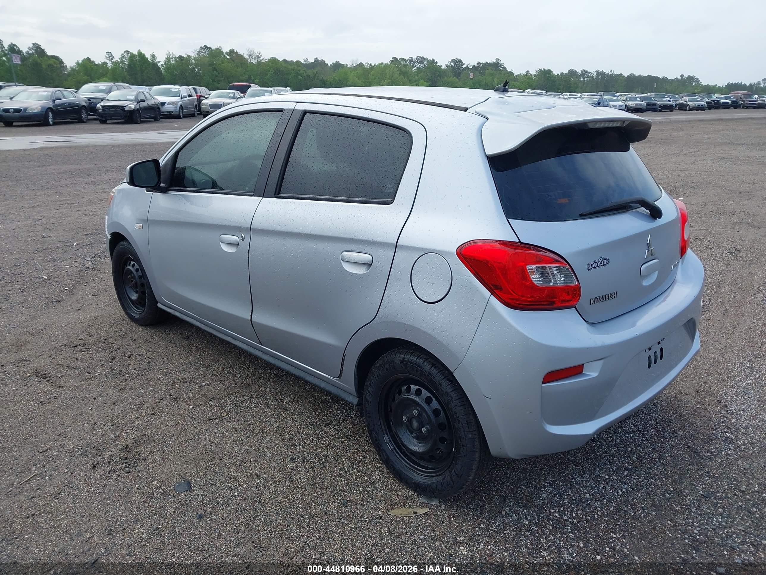 MITSUBISHI MIRAGE image 3