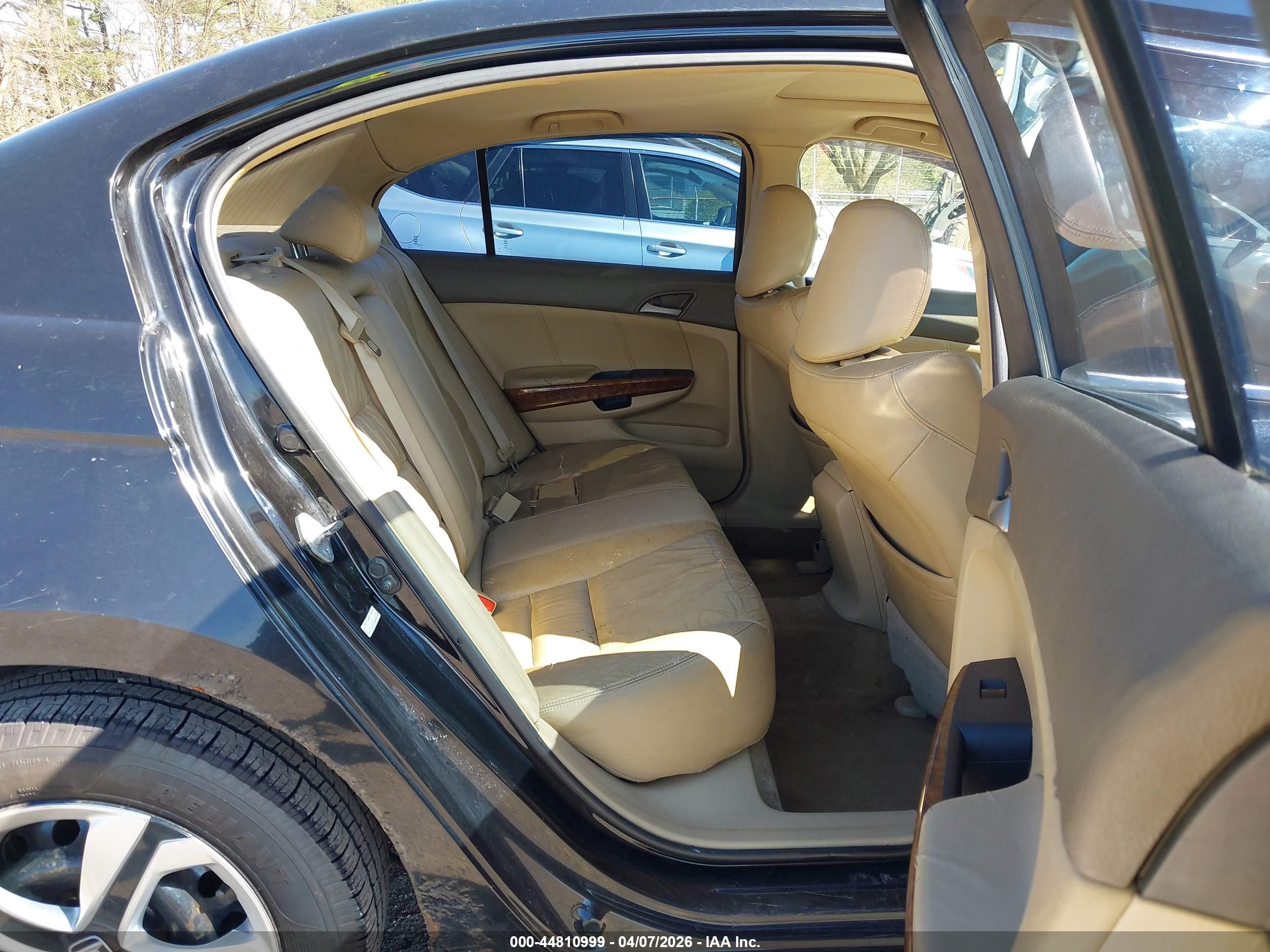 HONDA ACCORD image 8