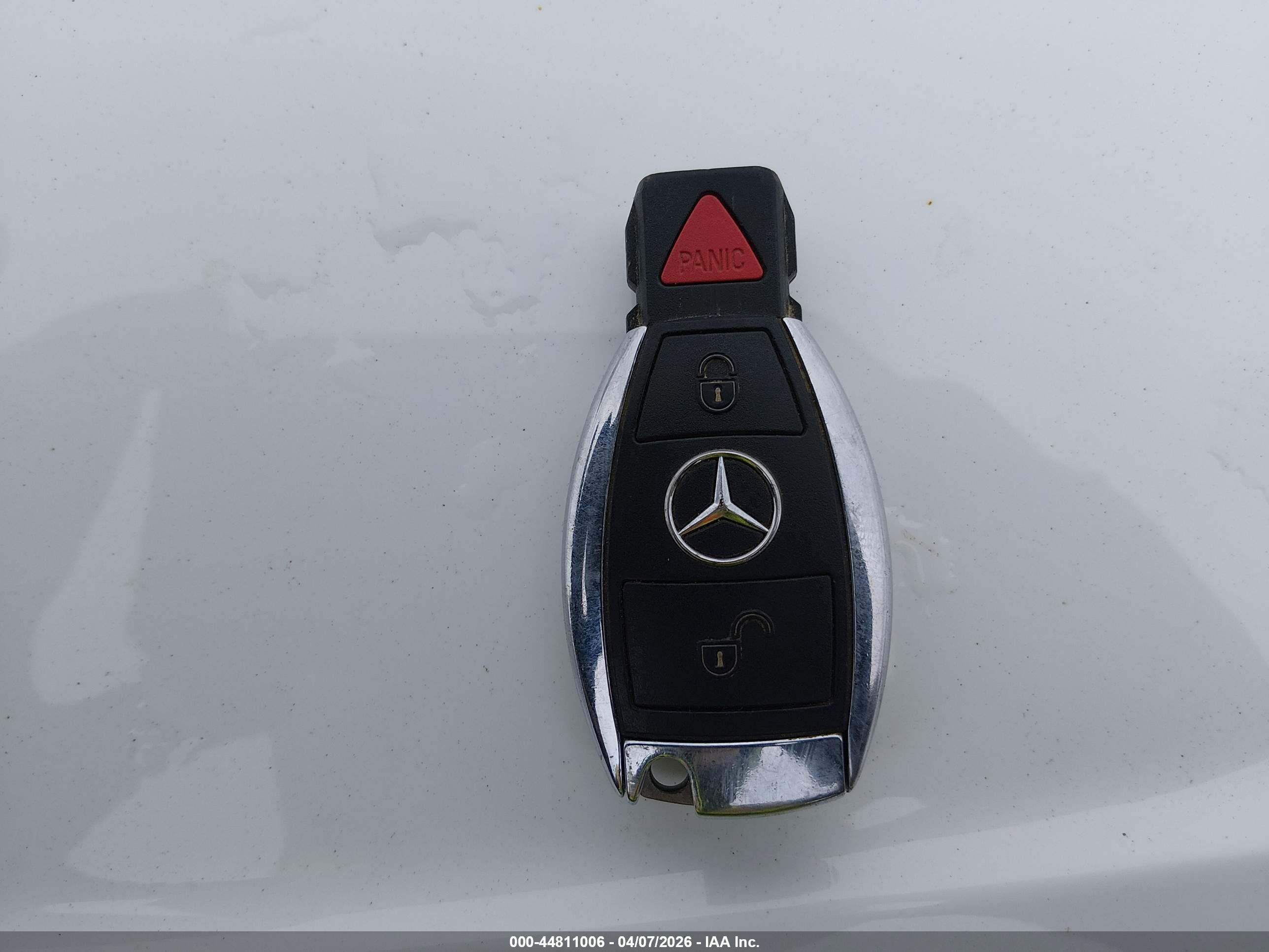 MERCEDES-BENZ GLK image 11