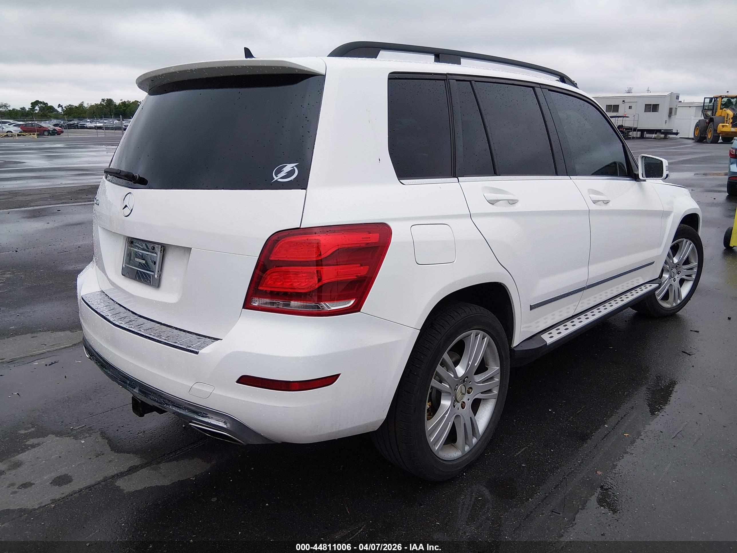 MERCEDES-BENZ GLK image 4